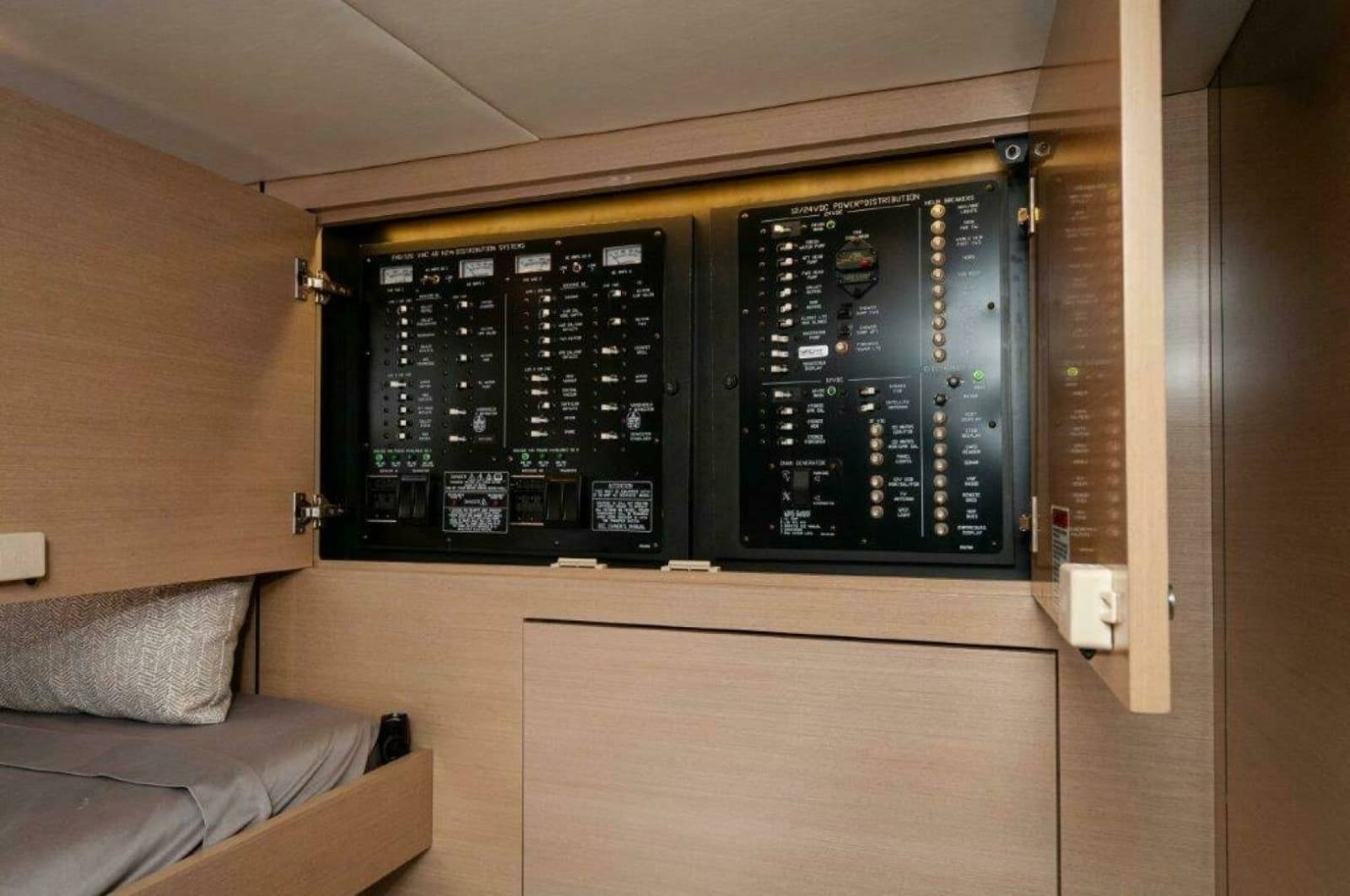 2019 Cruisers Yachts 60 Cantius - Photo 14