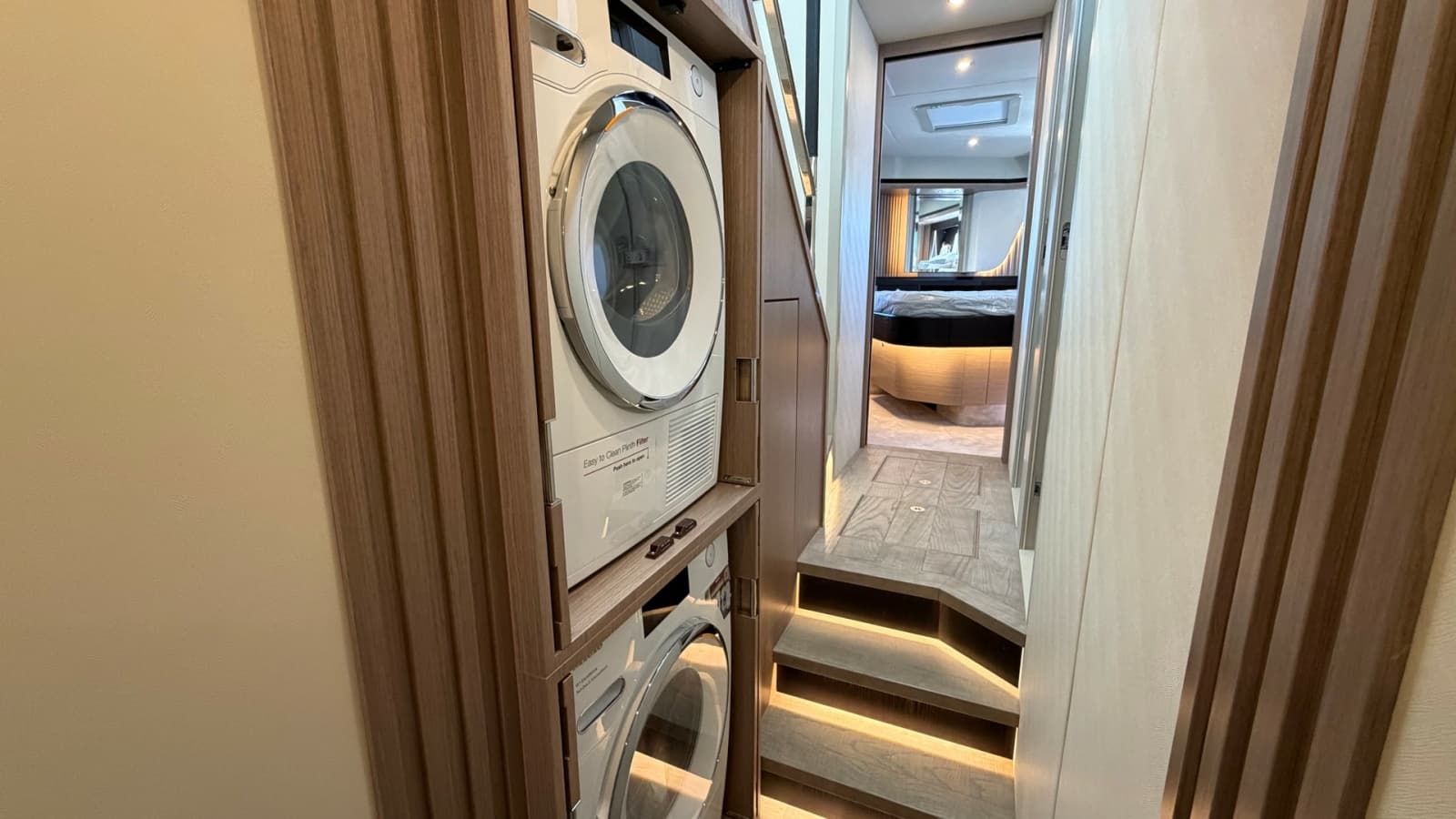 2026 Absolute Navetta 58 - Photo 31