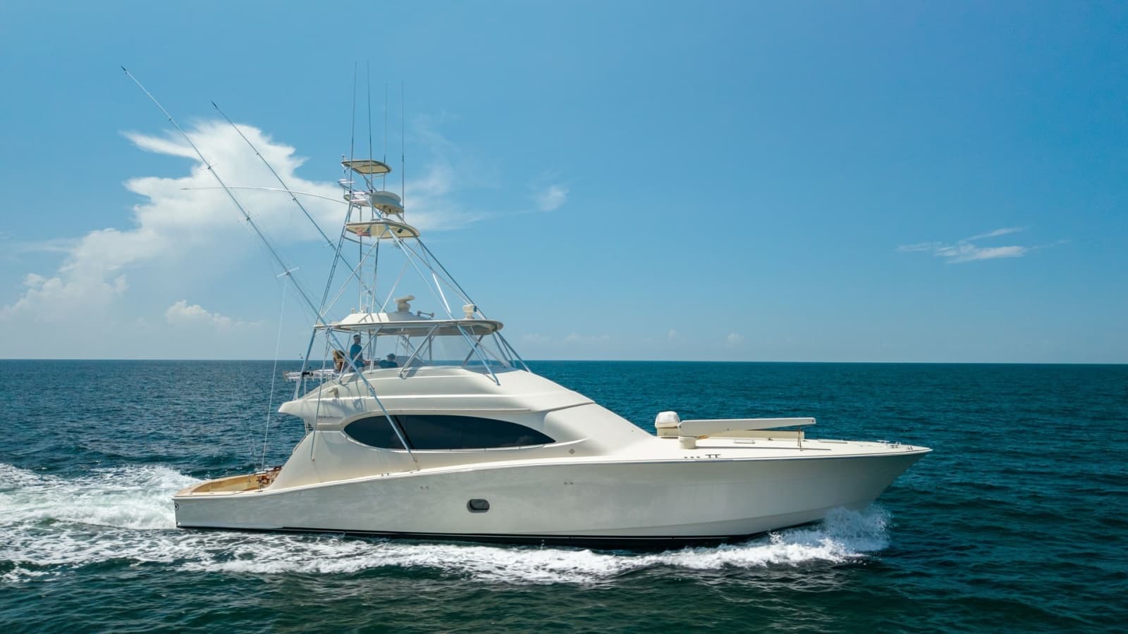 2007 Hatteras 68 Convertible - Photo 1