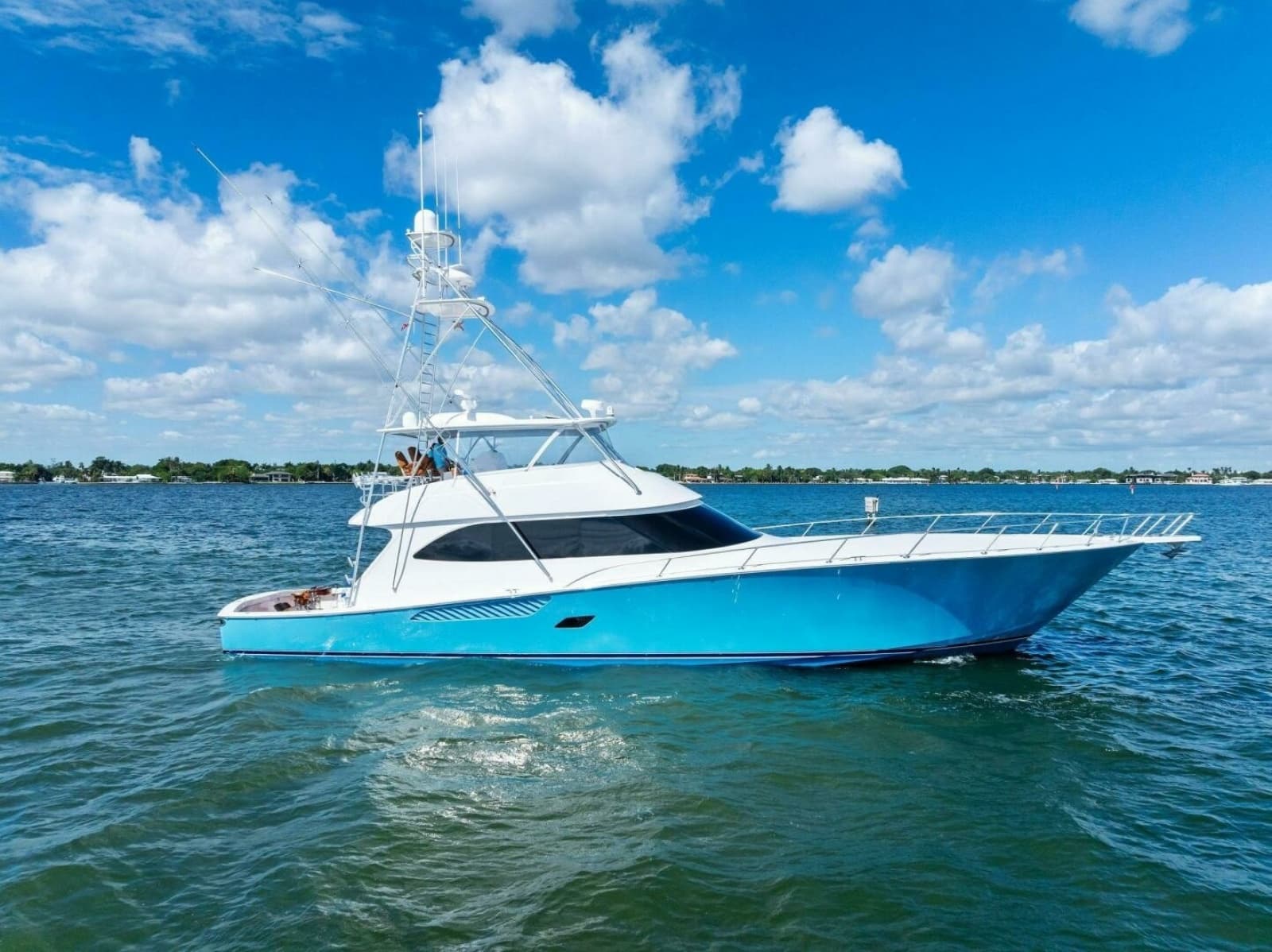 2012 Viking 82 Convertible - Photo 1