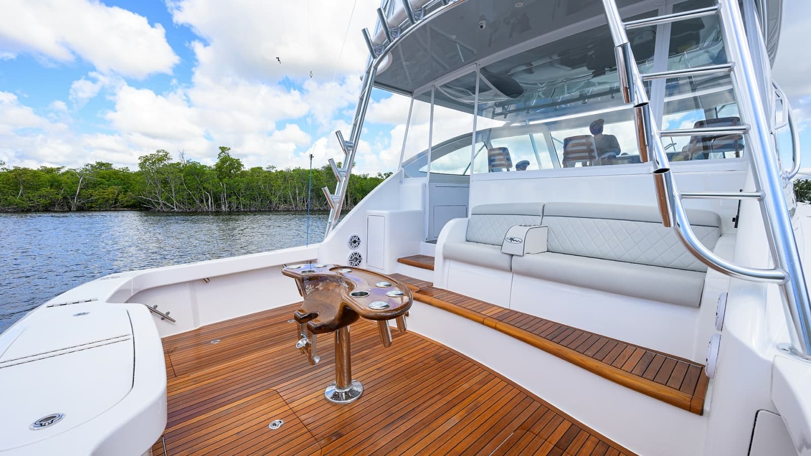 2022 Viking 44 Open - Photo 24