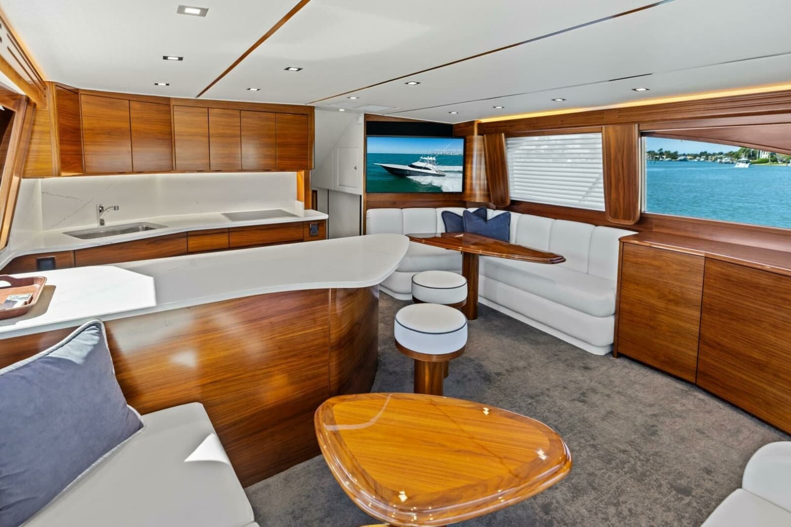 2023 Viking 54 Convertible - Photo 17