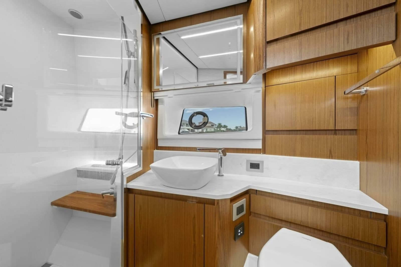 2023 Tiara Yachts EX 60 - Photo 61