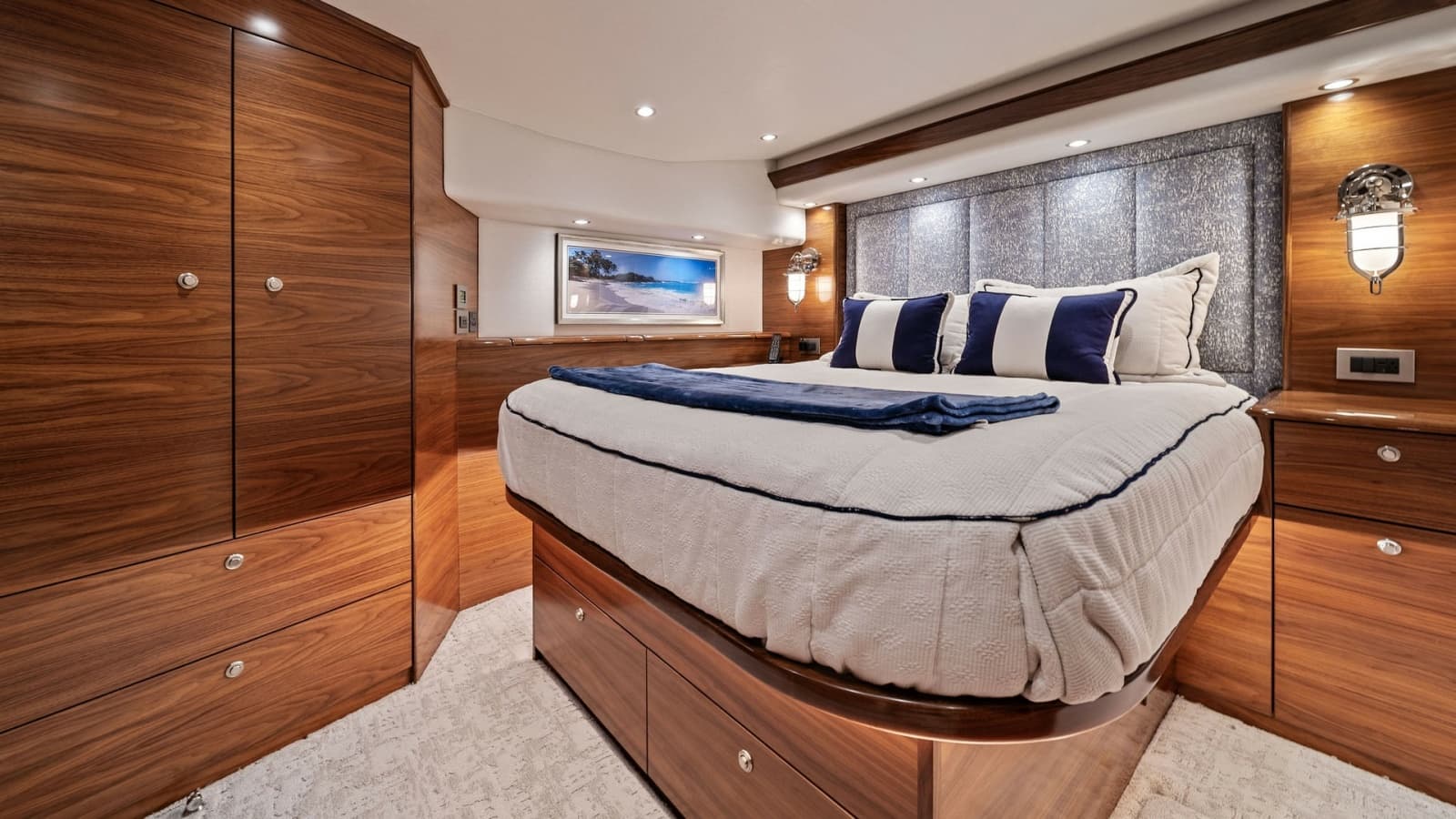 2024 Viking 64 Convertible - Photo 3