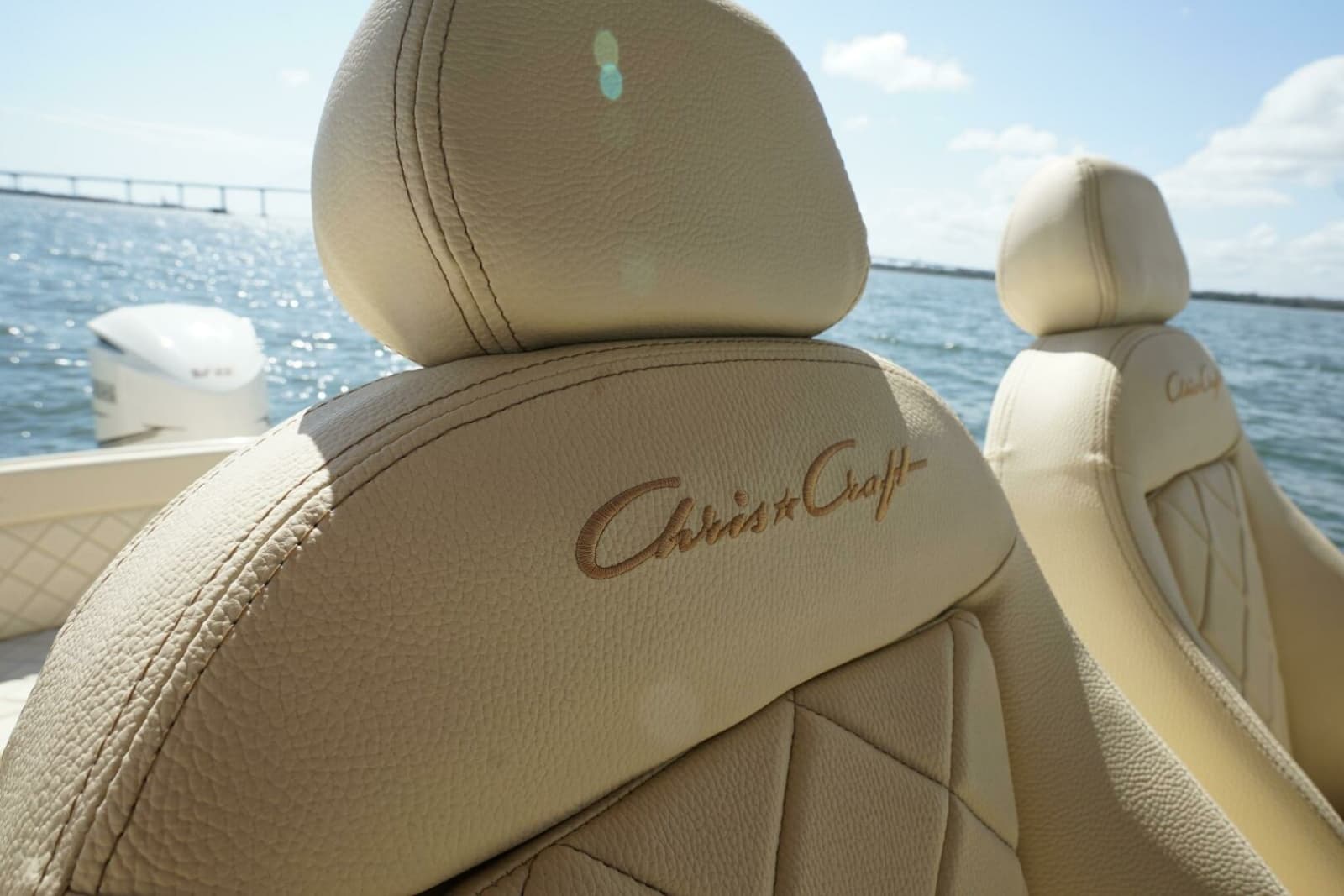 2018 Chris-Craft Catalina 34 - Photo 13