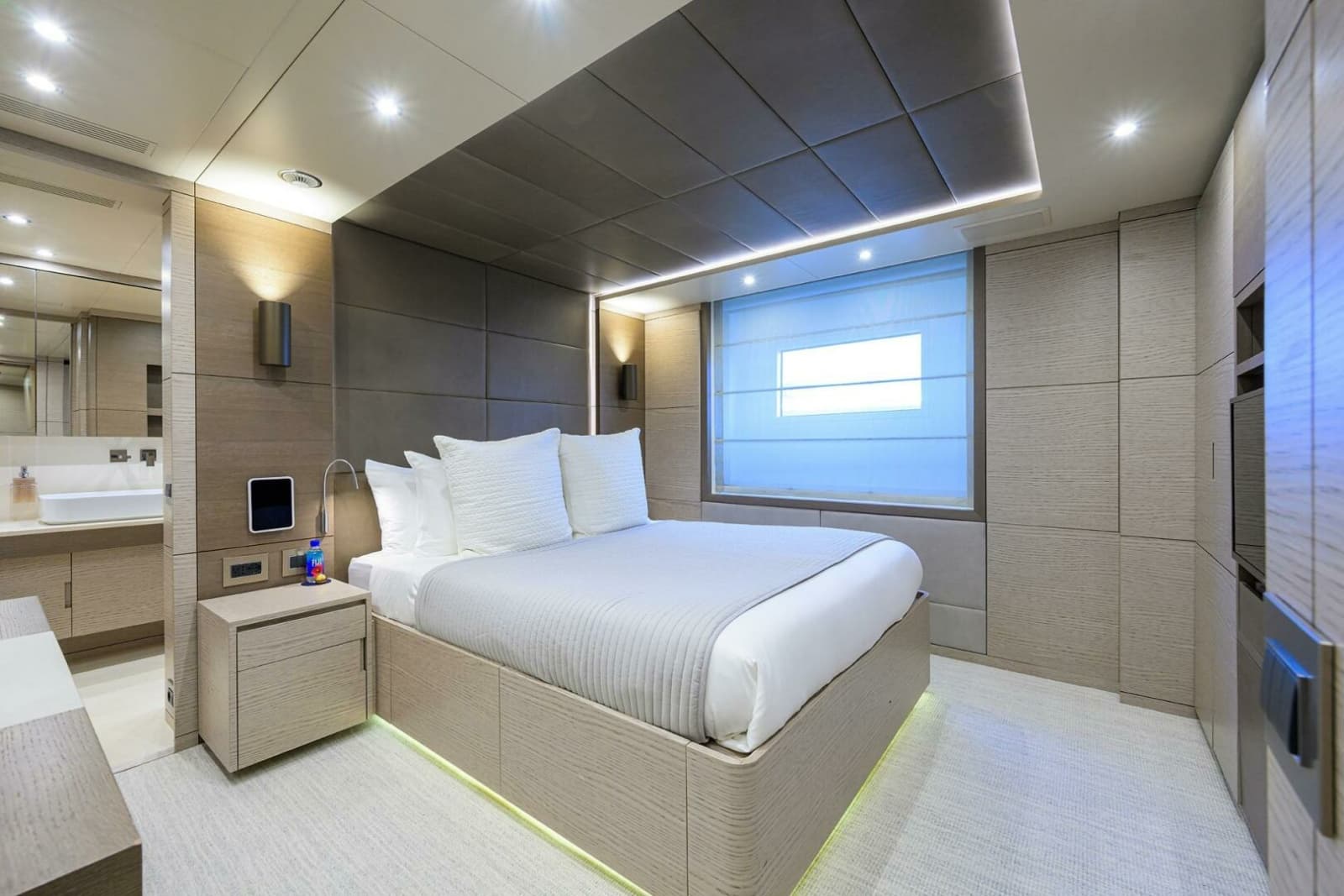 2016 Benetti 132 Classic Supreme - Photo 23