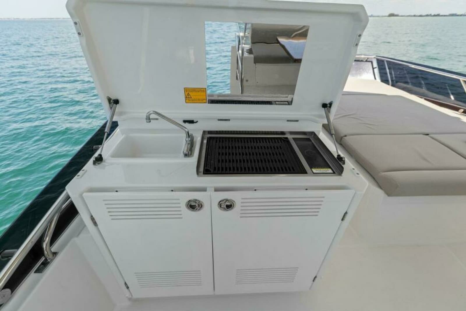 2022 Prestige 590 Flybridge - Photo 50