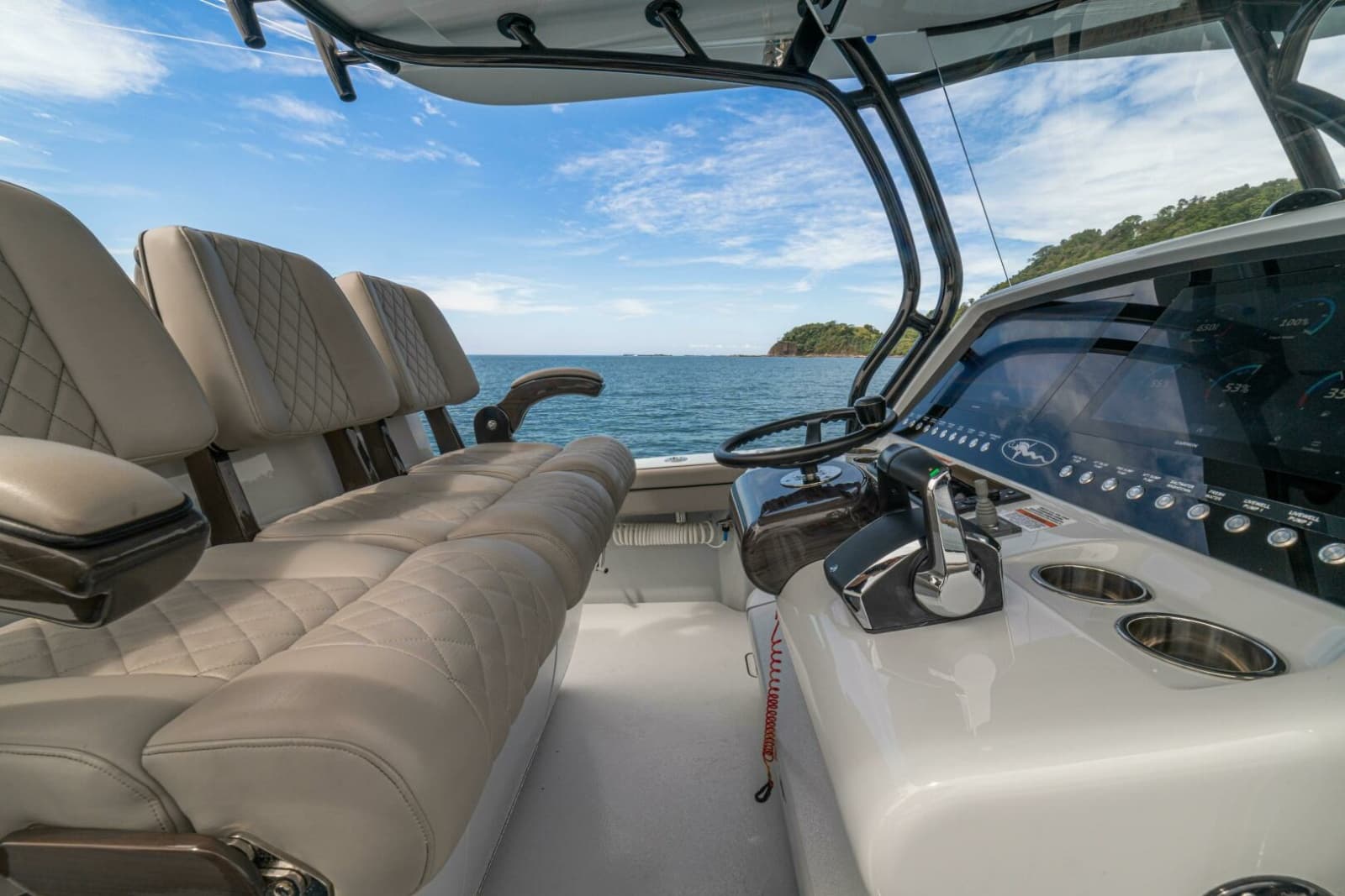 2024 Valhalla Boatworks V-33 - Photo 23