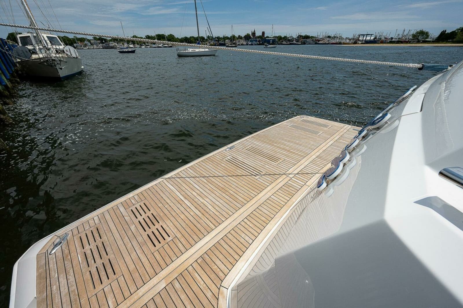 2017 Viking 75 Motoryacht - Photo 55