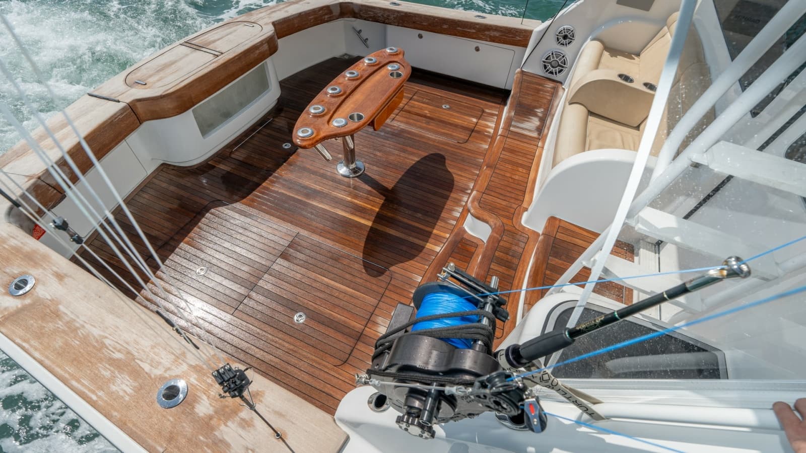2017 Viking 55 Convertible - Photo 47