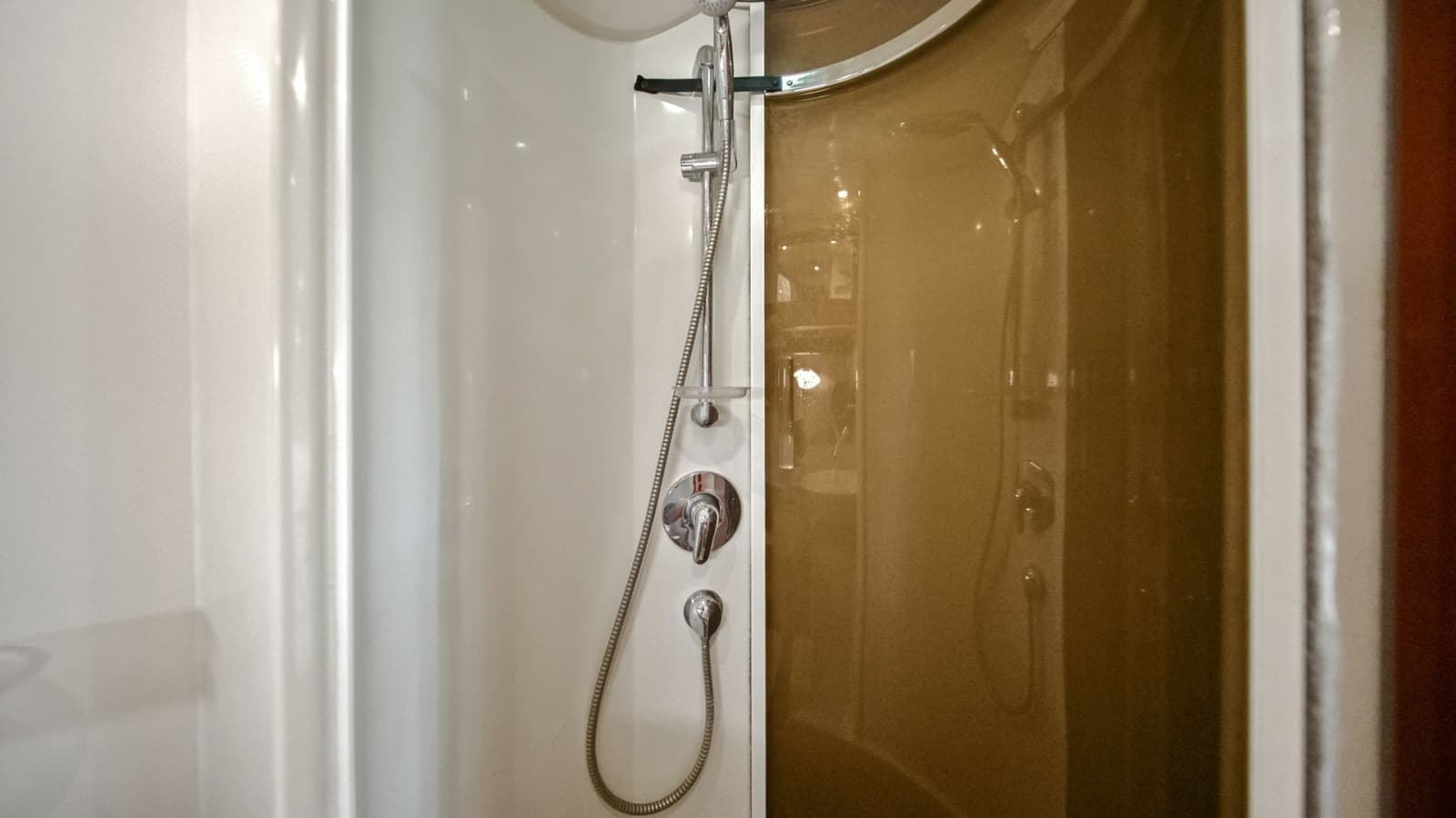 2005 Sunseeker 37 Sport Tower - Photo 22