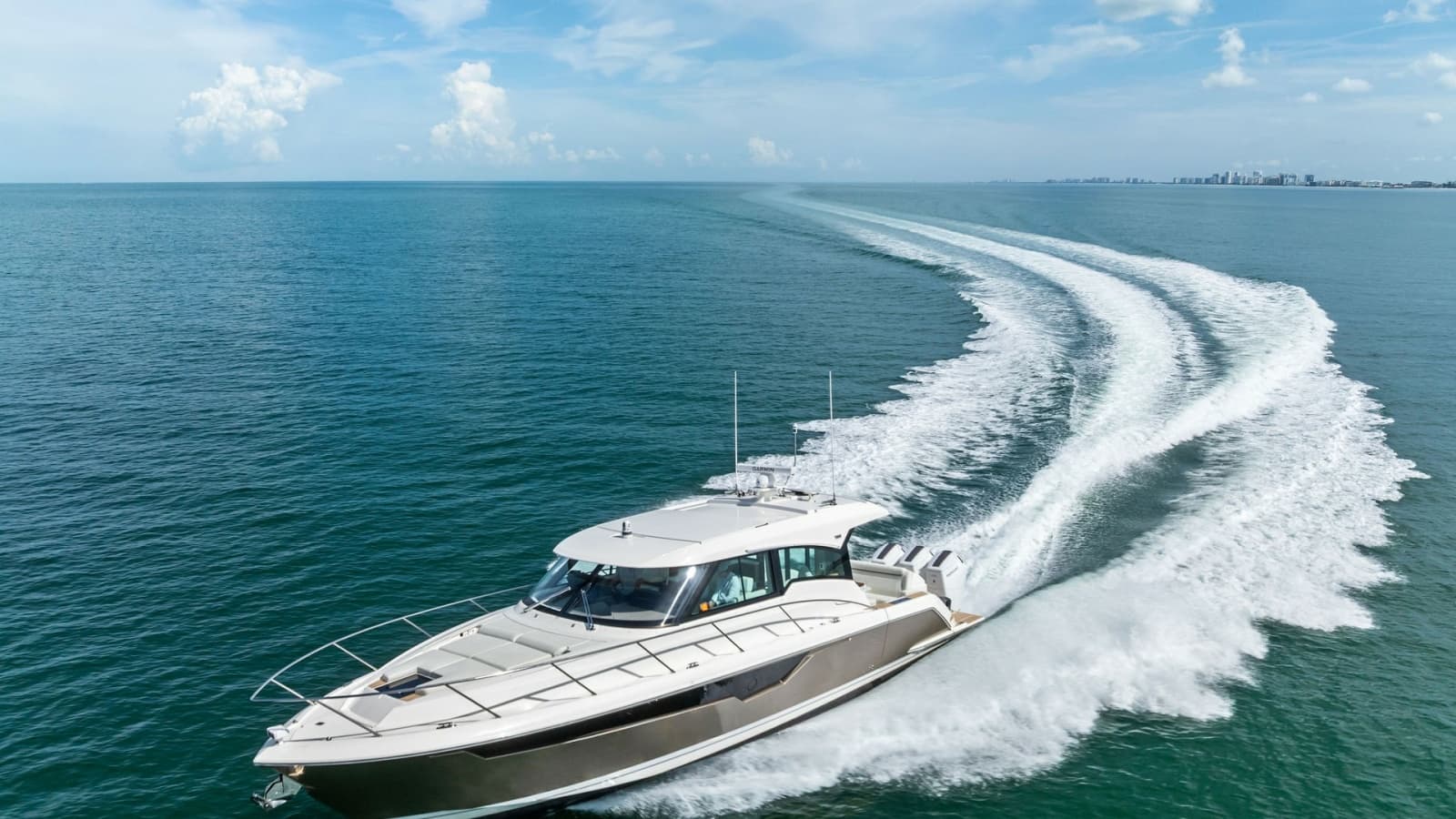 2025 Tiara Yachts 48LE - Photo 88