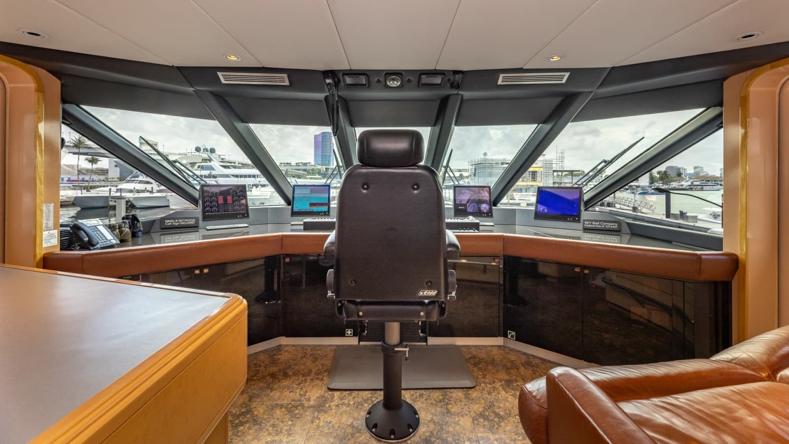 1998 Trinity Yachts 144  - Photo 49
