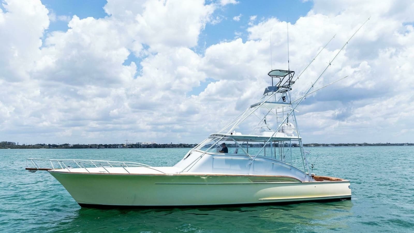 1999 Buddy Davis 52 Express - Photo 1