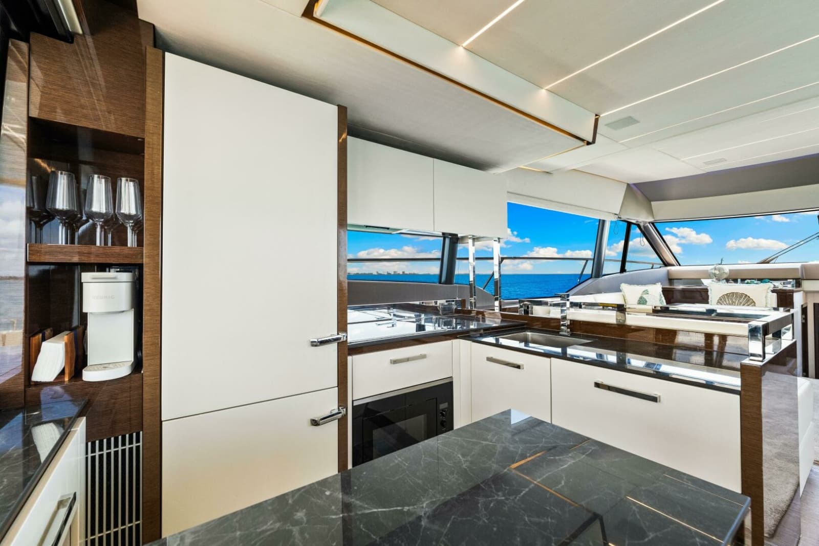 2019 Prestige 630 Flybridge - Photo 33