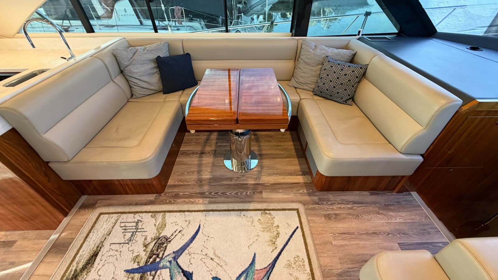 2021 Riviera 57 Enclosed Bridge - Photo 16