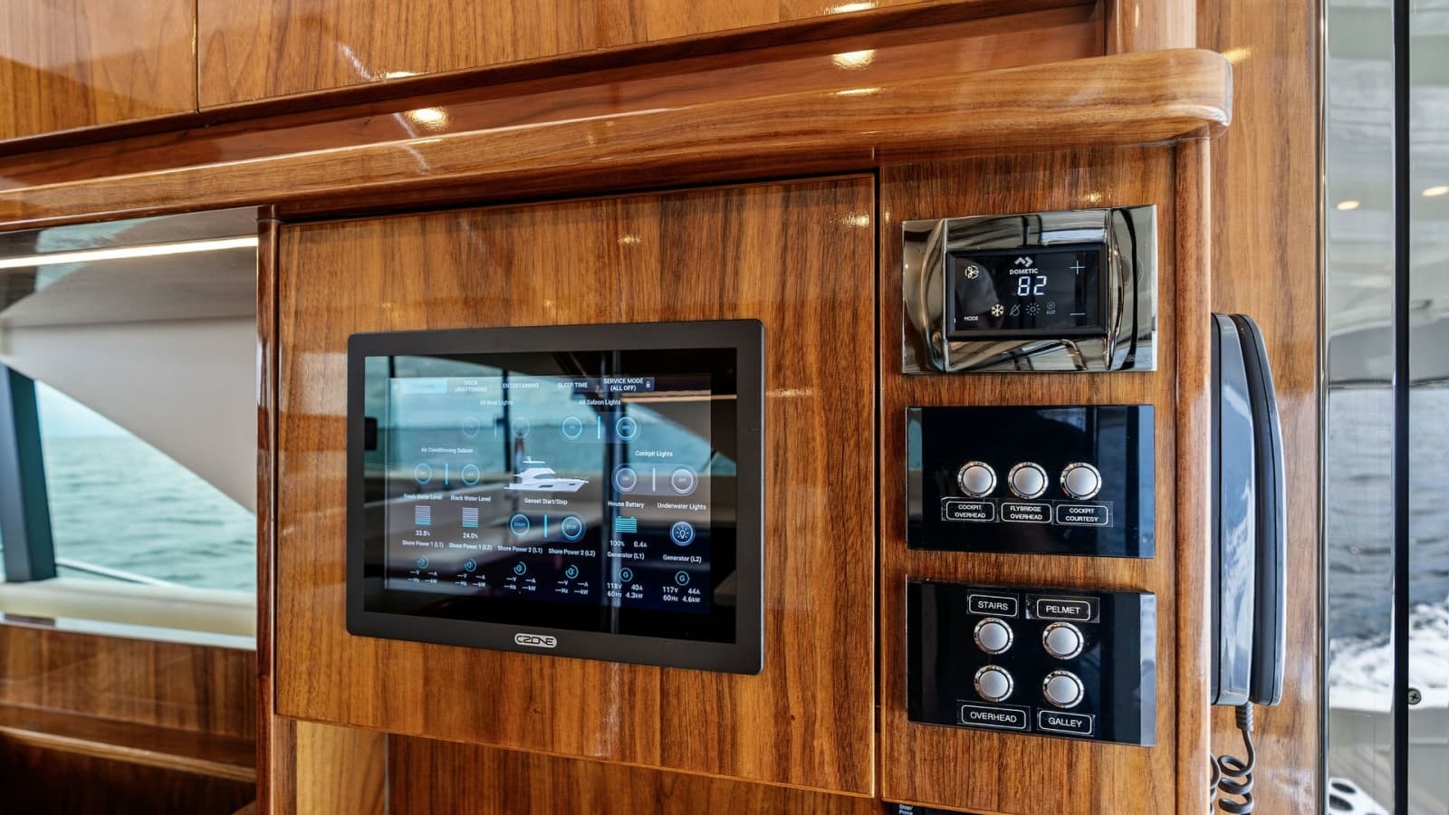 2021 Riviera 57 Enclosed Bridge - Photo 64