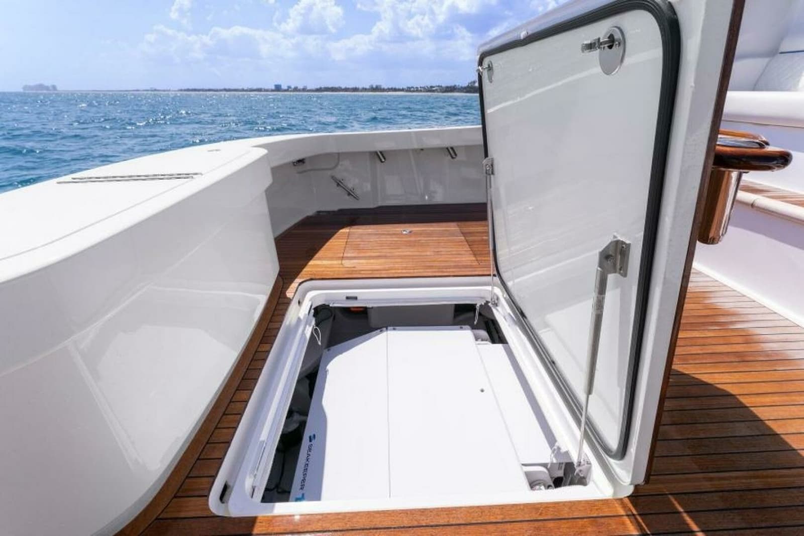 2021 Viking 54 Convertible - Photo 70
