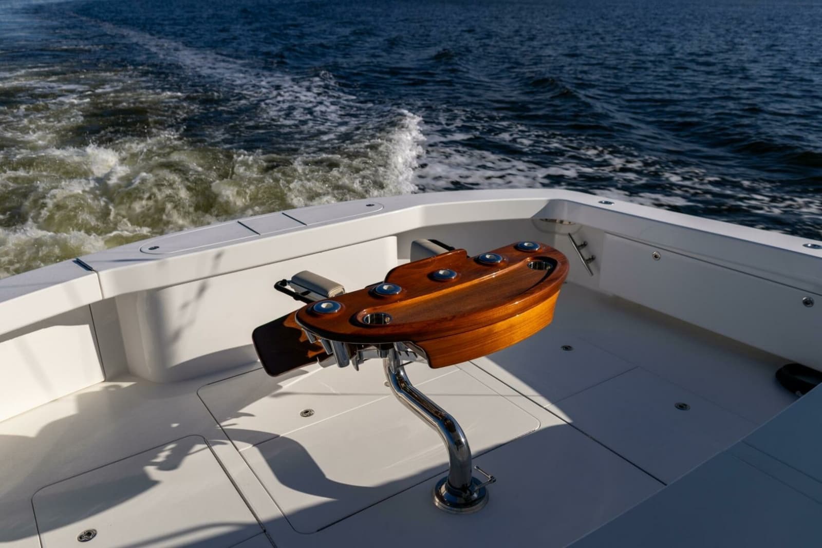 2021 Viking 72 Enclosed Bridge - Photo 38