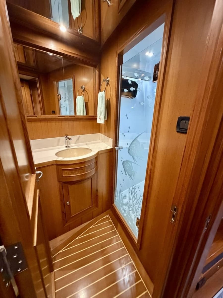 2012 Alaskan 70 Motor Yacht - Photo 63