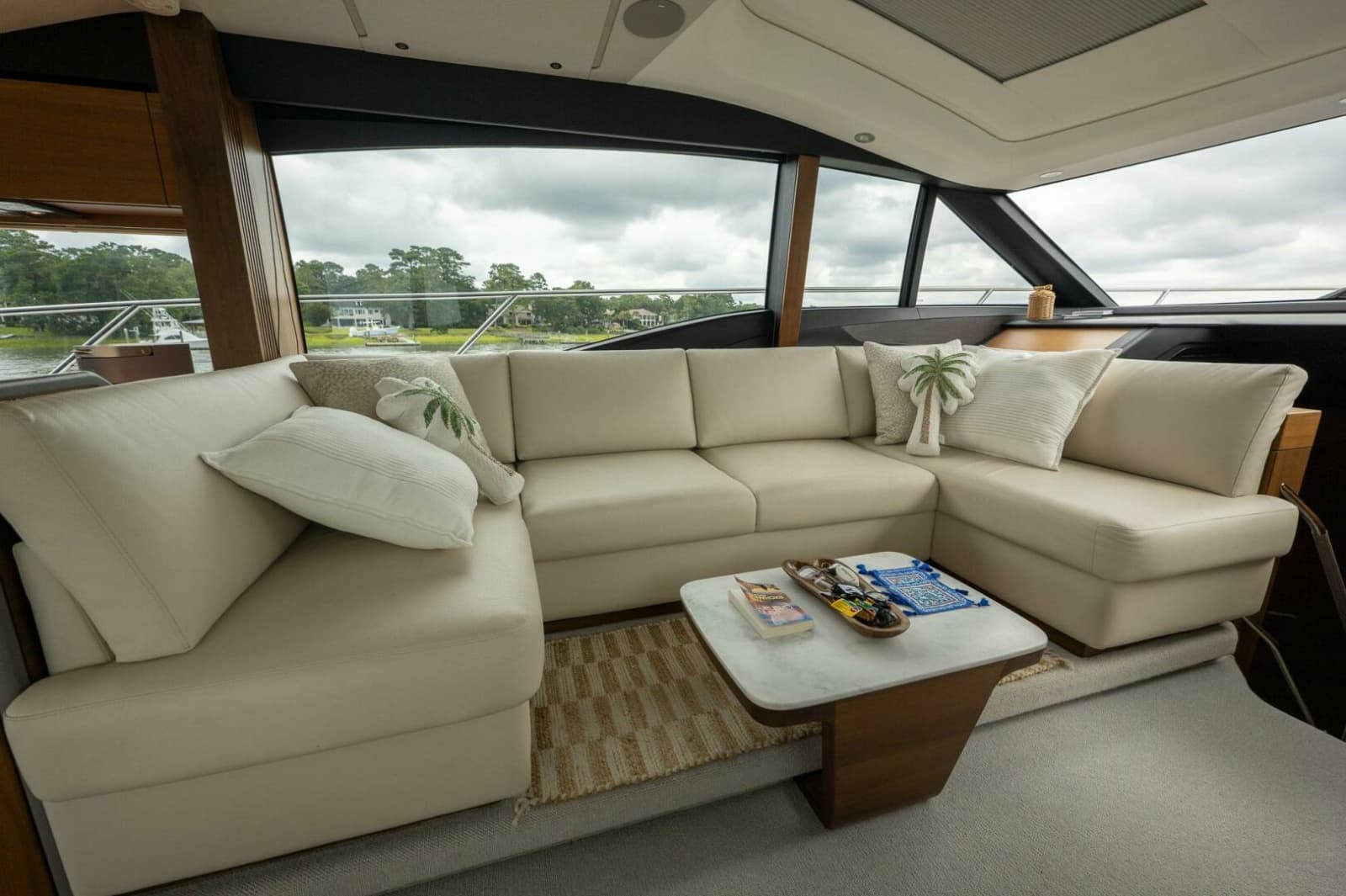 2021 Princess S62 - Photo 43
