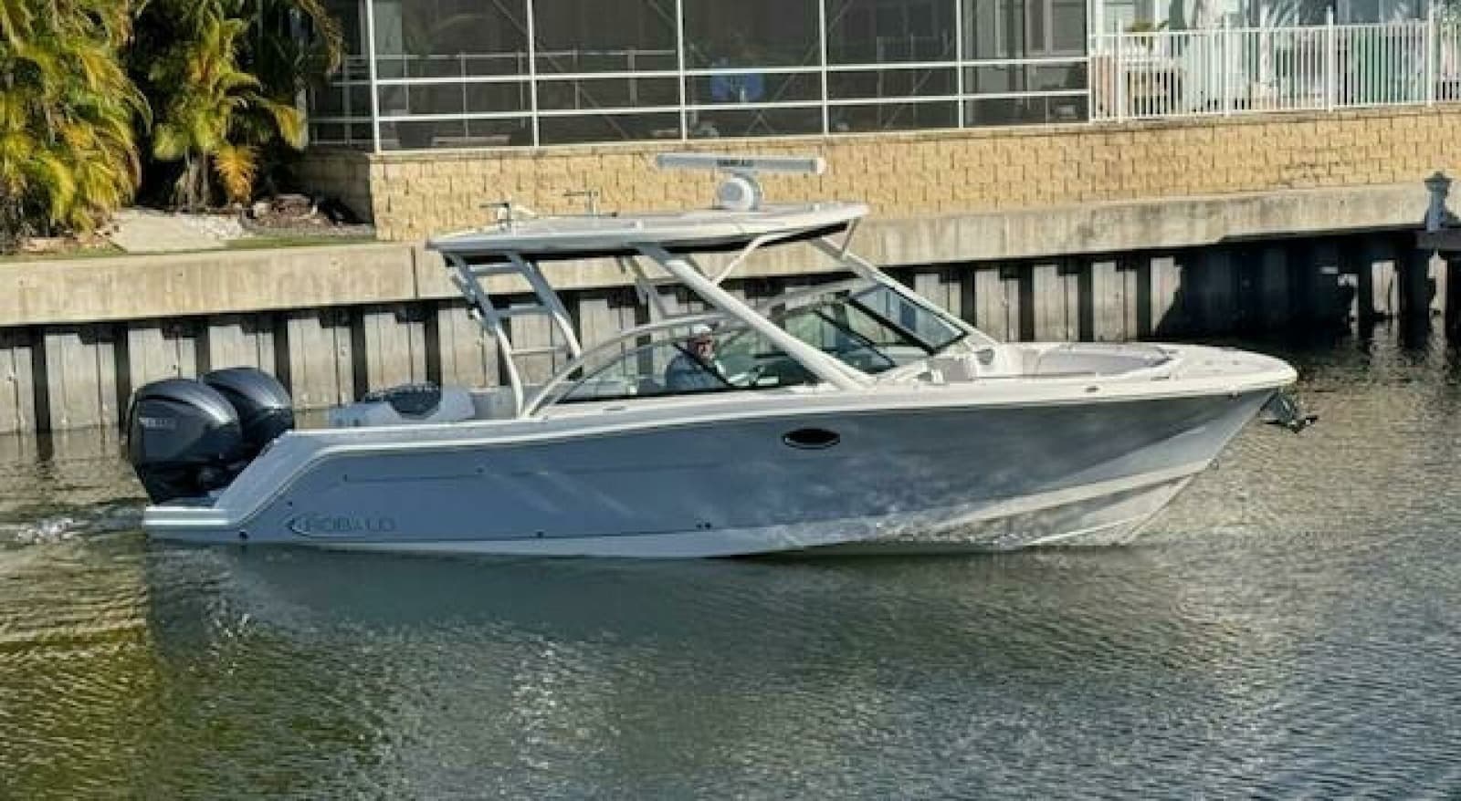 2021 Robalo R317 - Photo 1