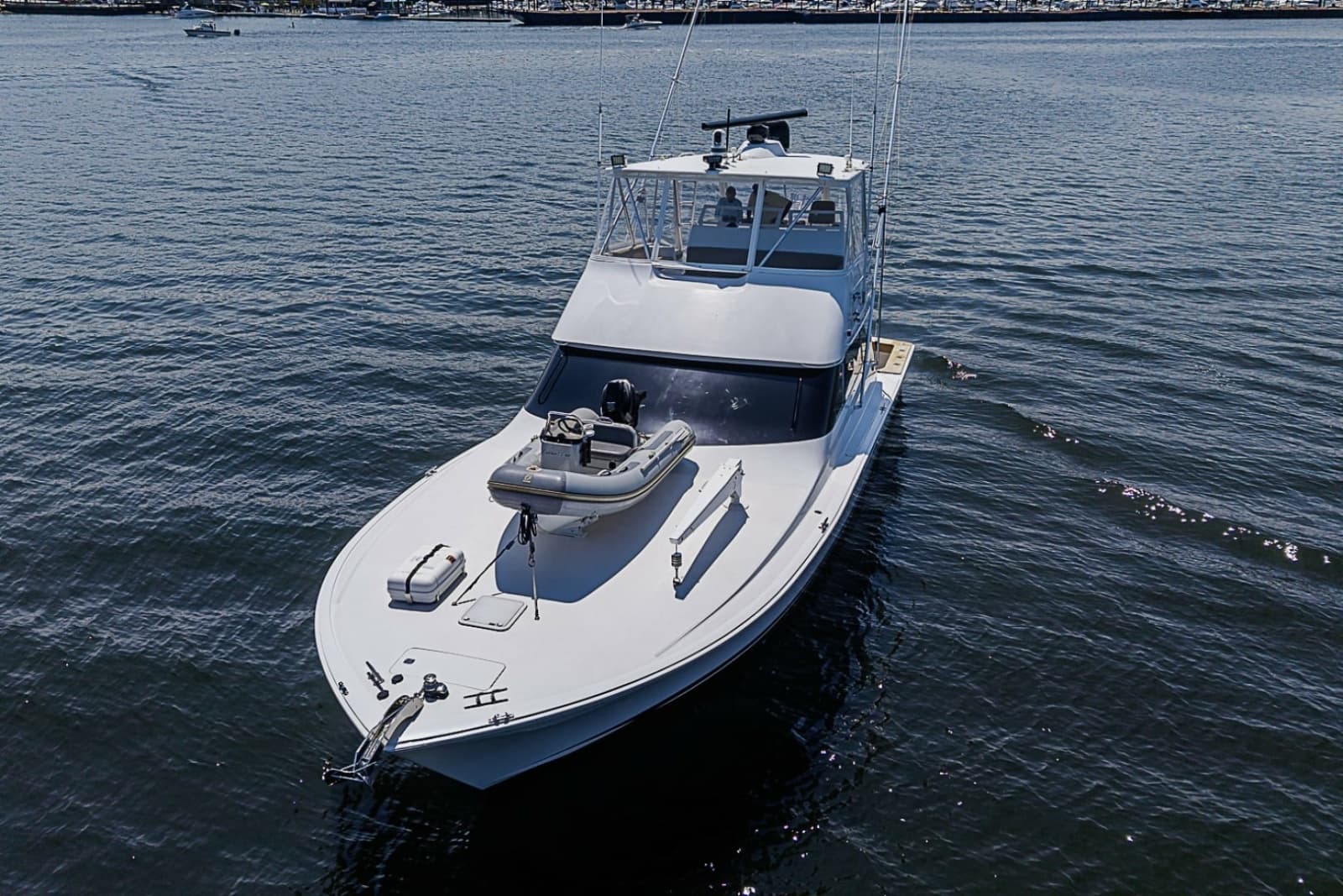 2002 Viking 52 Convertible - Photo 46