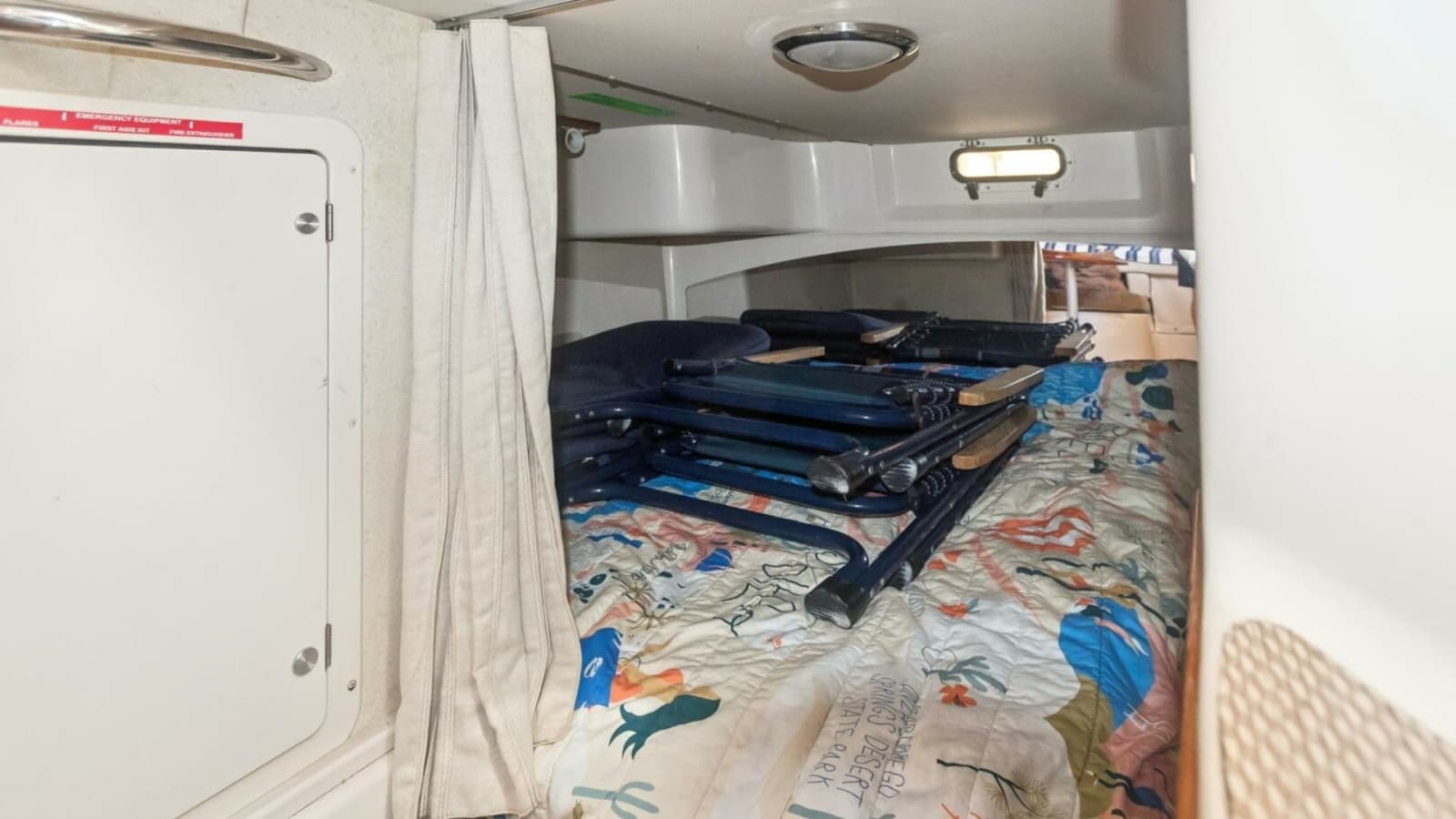 2006 Grady-White 330 Express - Photo 12