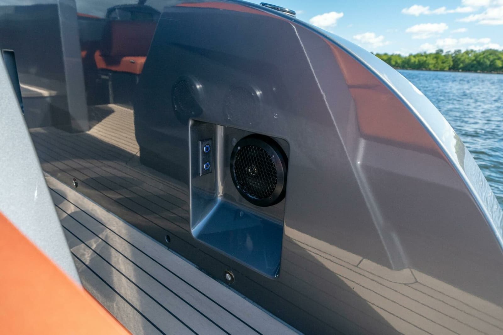 2022 Vanquish Yachts VQ45 - Photo 9