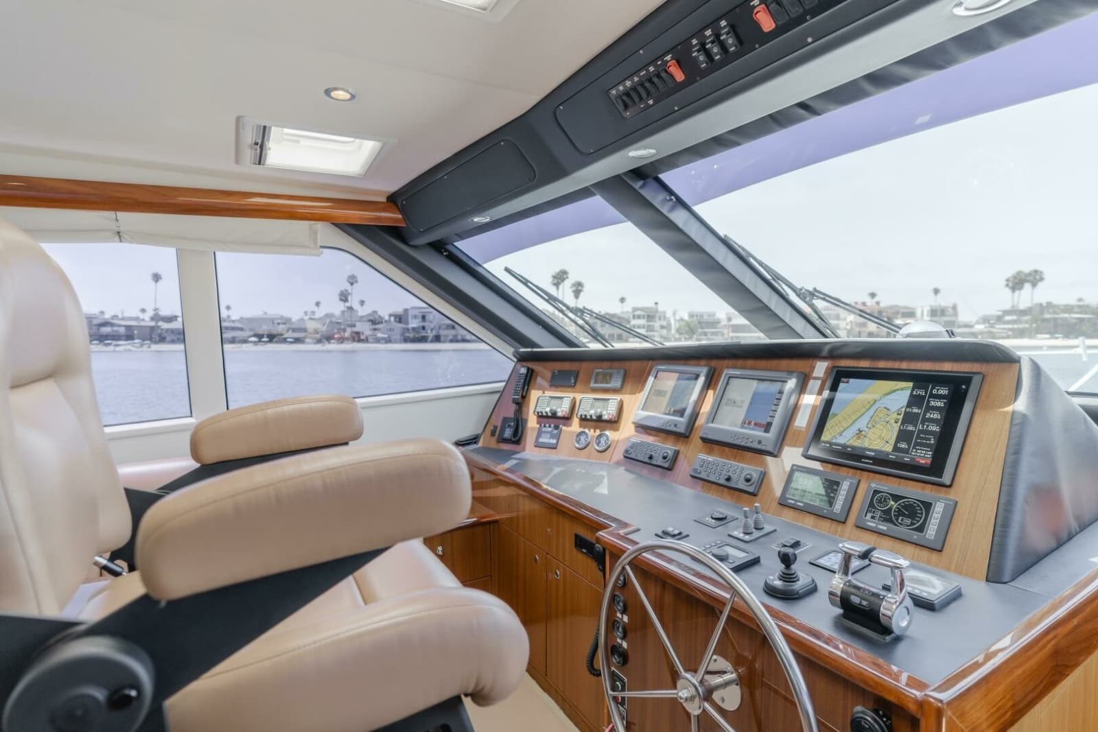 2008 Viking 52 Sport Coupe - Photo 3