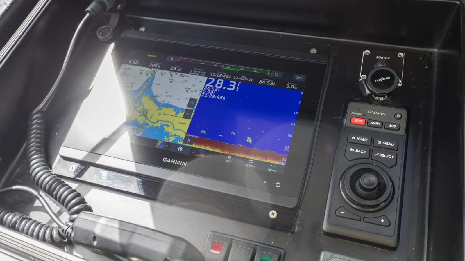 2017 Viking 72 Enclosed Bridge - Photo 50