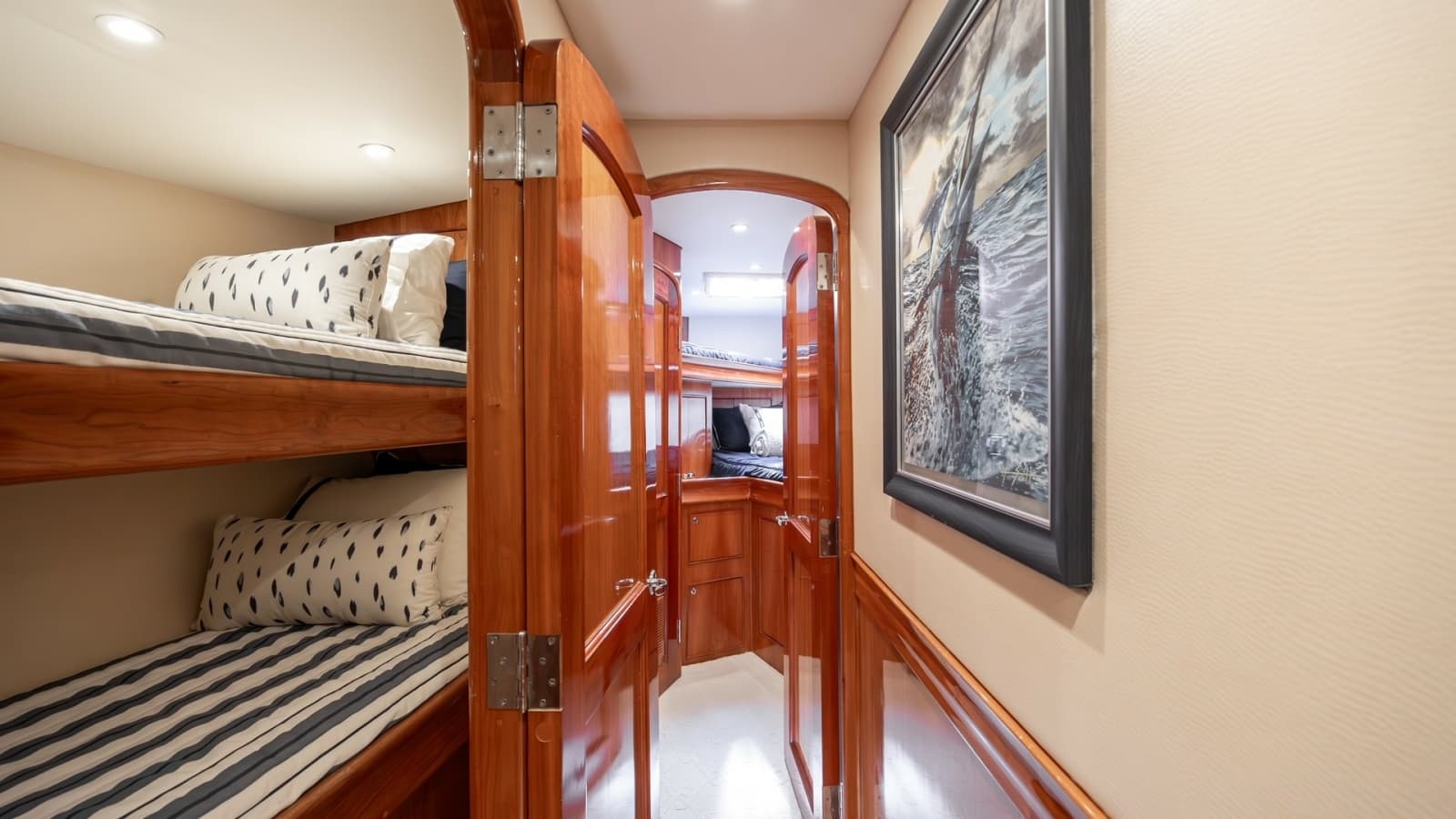 2008 Winter Custom Yachts 62 Sportfish - Photo 16