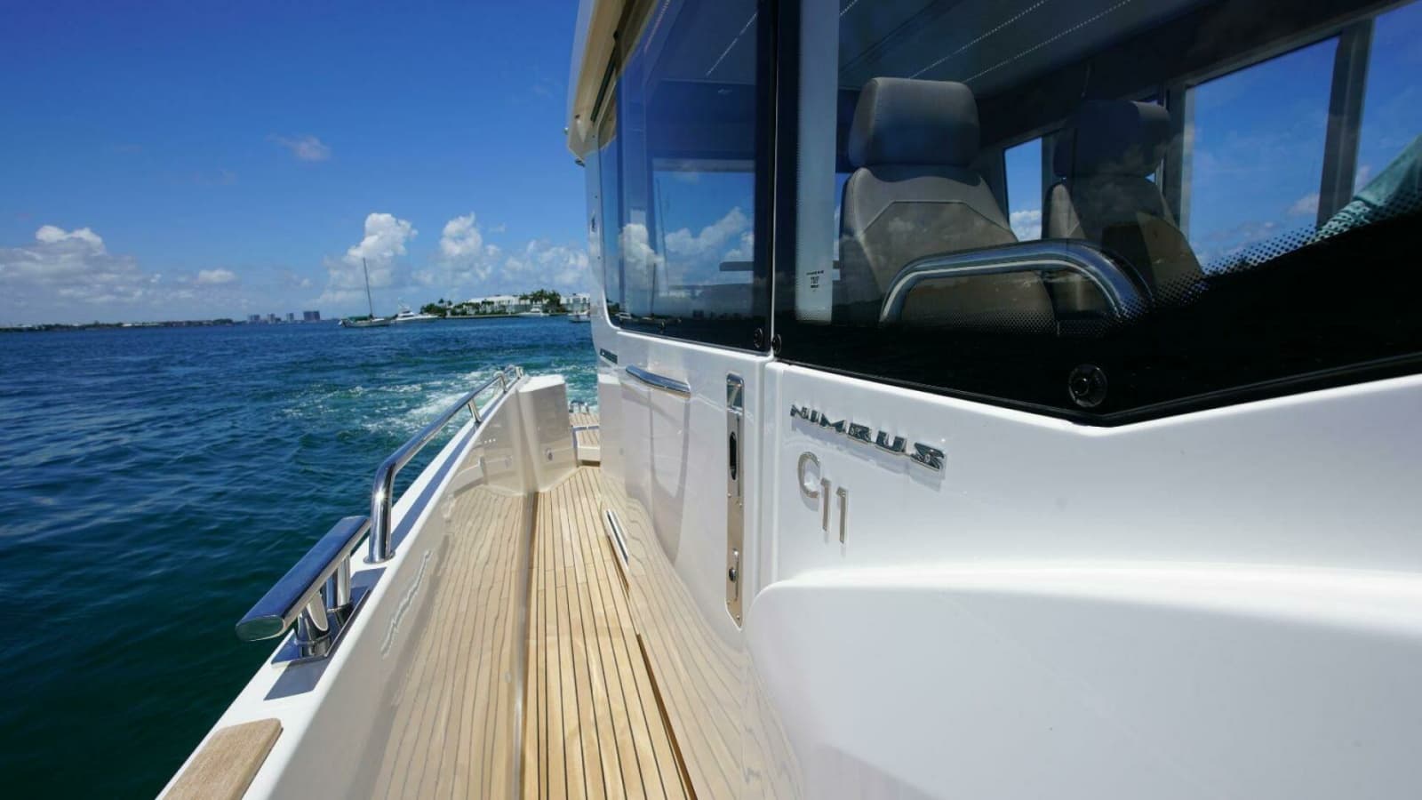 2024 Nimbus Commuter 11 - Photo 15