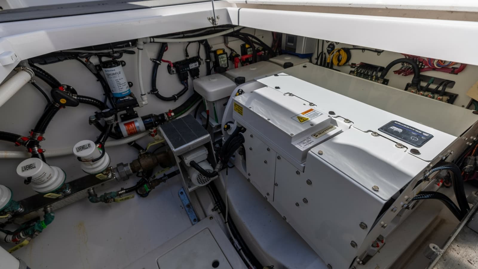 2024 Everglades 455 Center Console - Photo 33