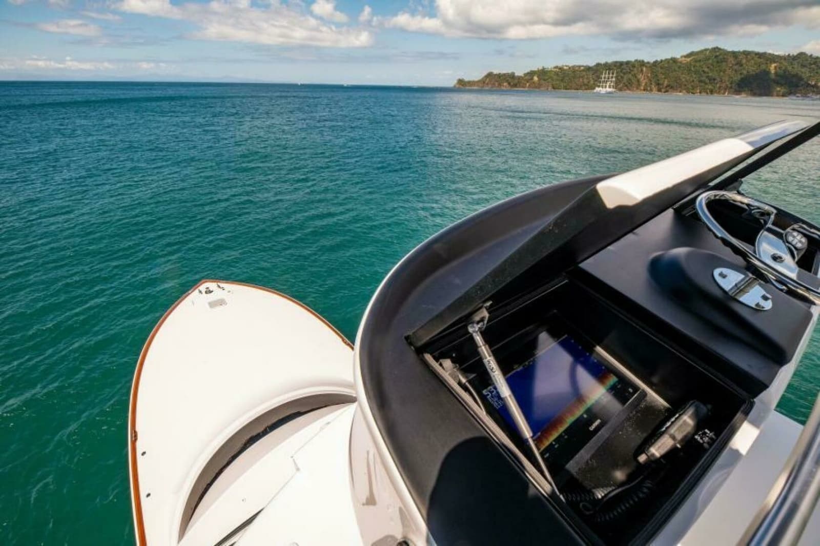 2023 Viking 64 Convertible - Photo 50