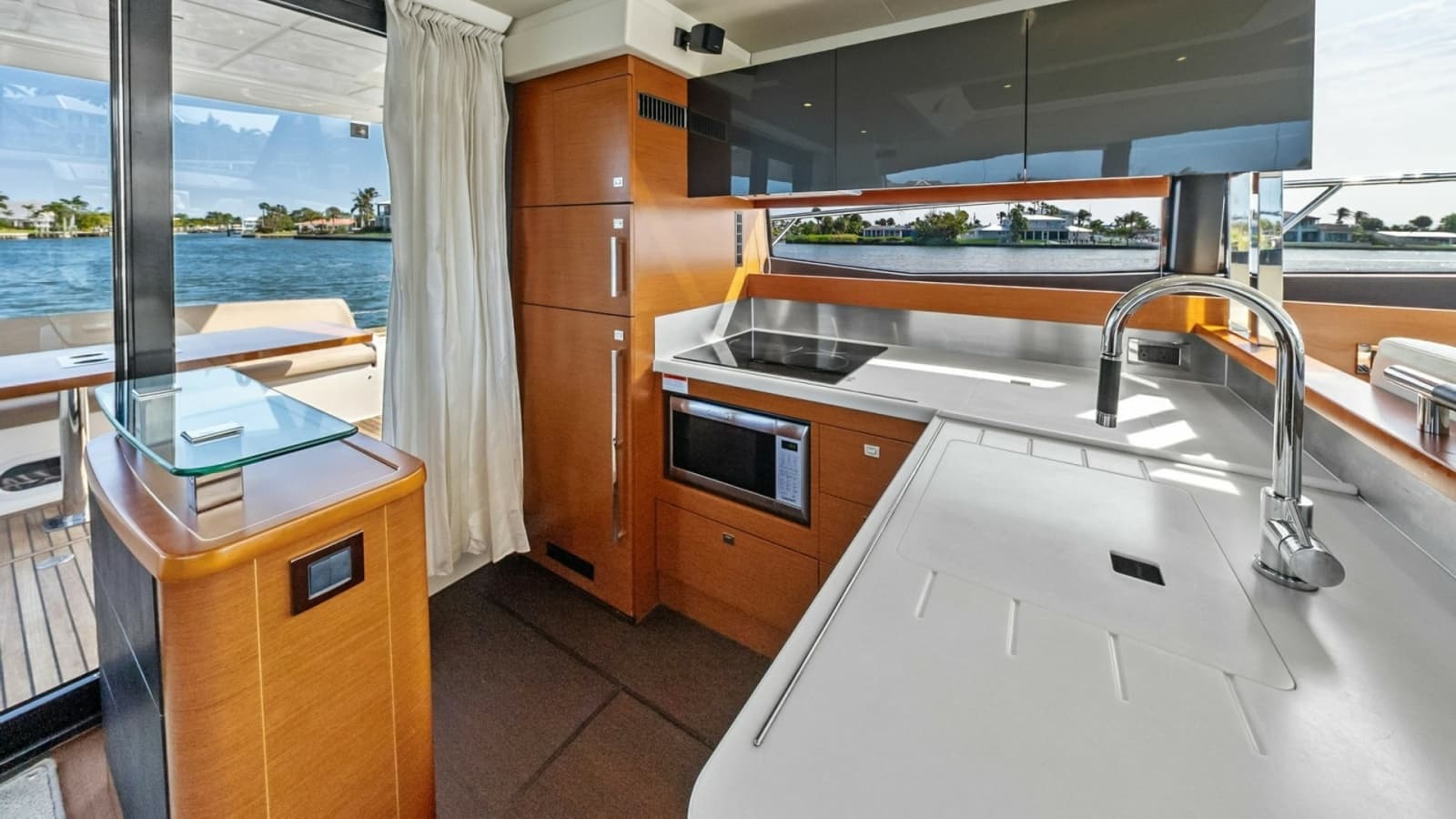 2015 Prestige 550 - Photo 5