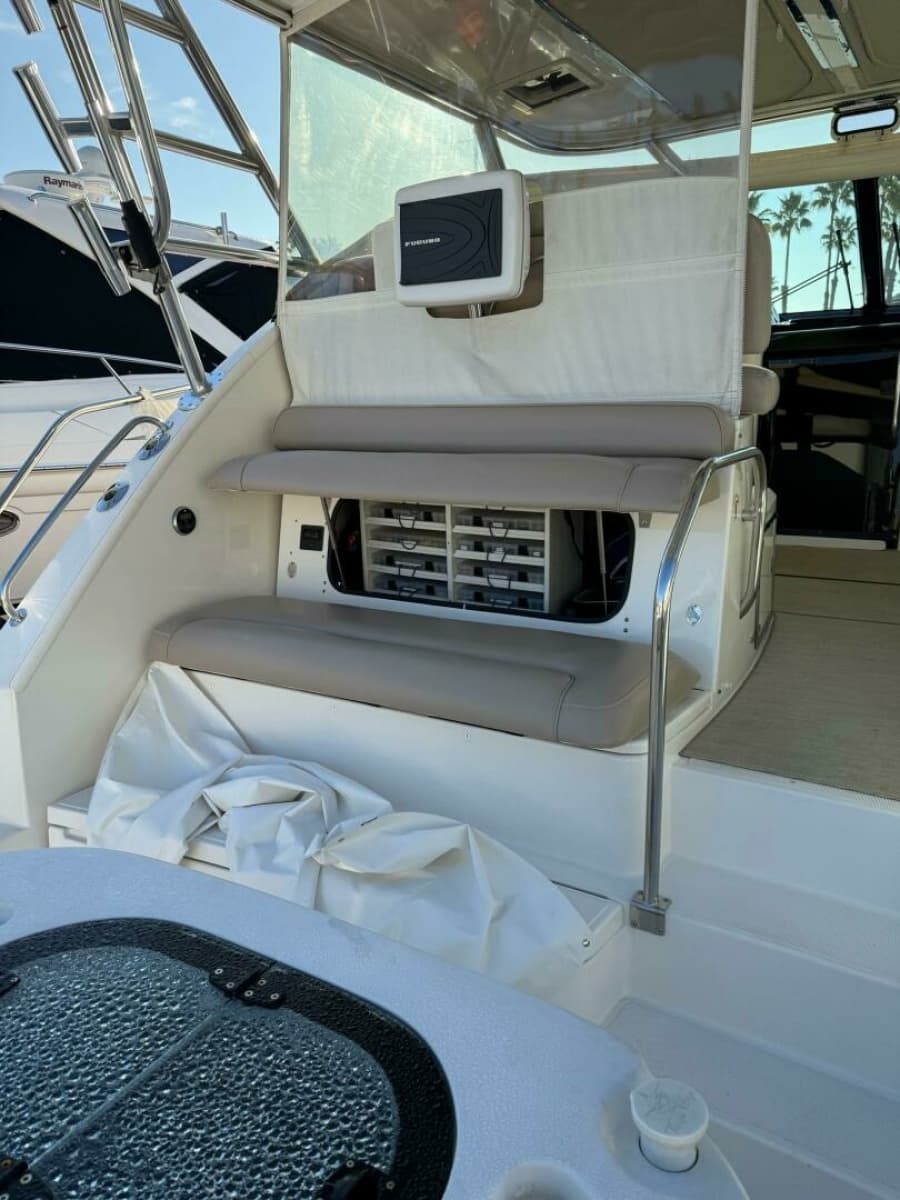 2015 Tiara Yachts 4300 Open - Photo 35