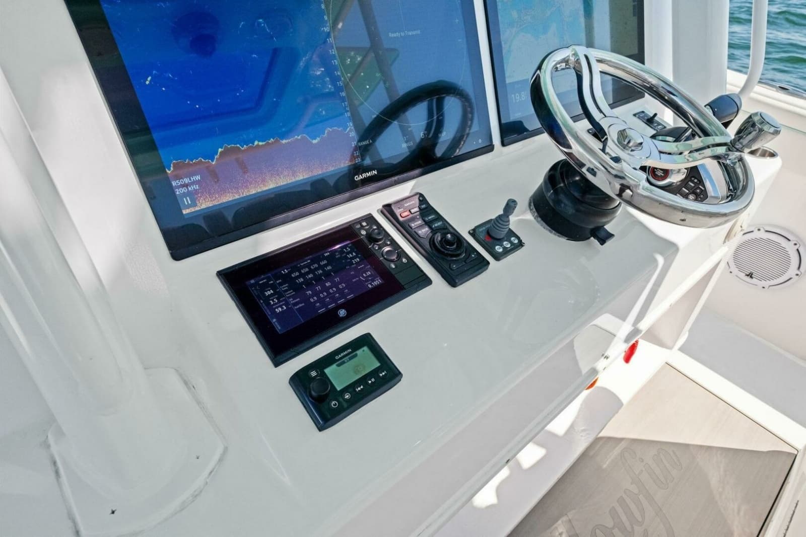 2017 Yellowfin 42 Offshore - Photo 7