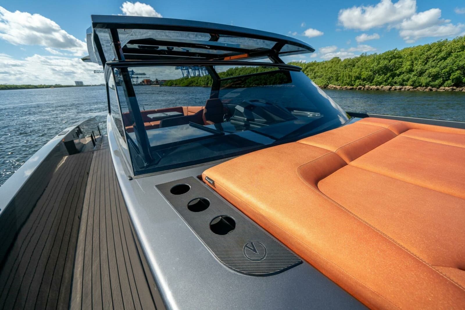 2022 Vanquish Yachts VQ45 - Photo 22