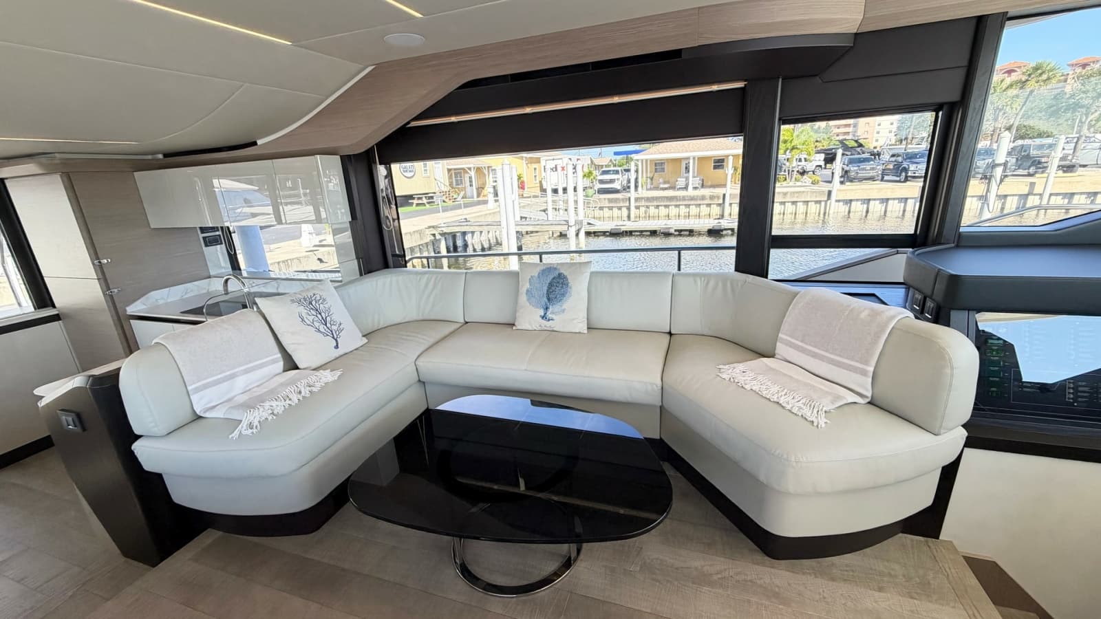 2026 Absolute Navetta 58 - Photo 11