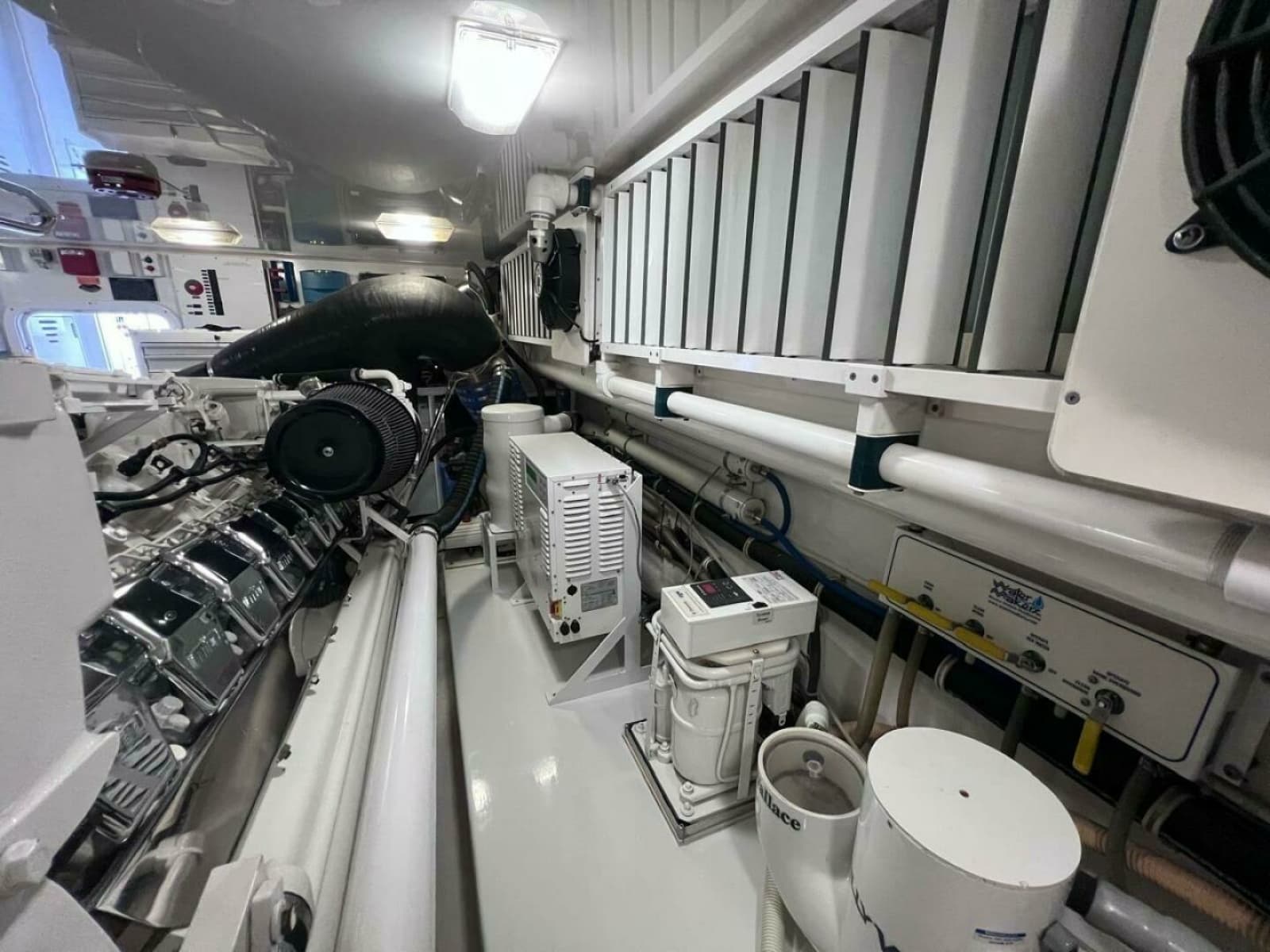 2011 Viking 70 Enclosed Bridge - Photo 65