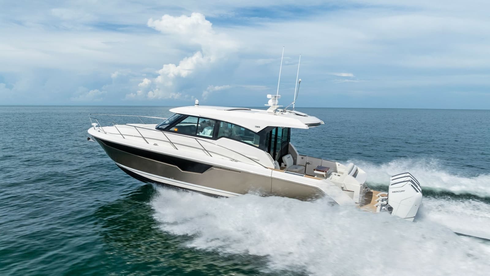 2025 Tiara Yachts 48LE - Photo 89