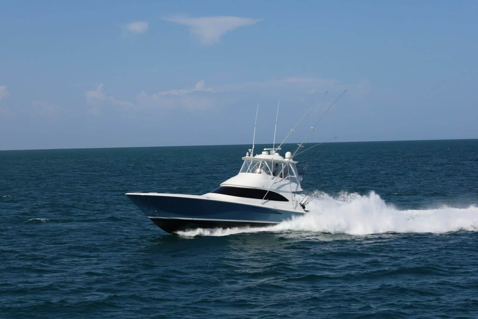 2017 Viking 52 Convertible - Photo 1