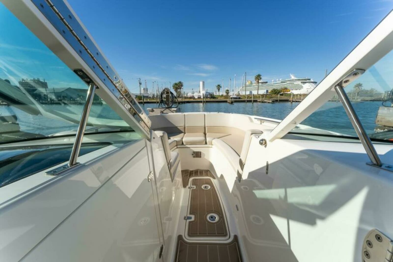 2017 Boston Whaler 320 Vantage - Photo 10