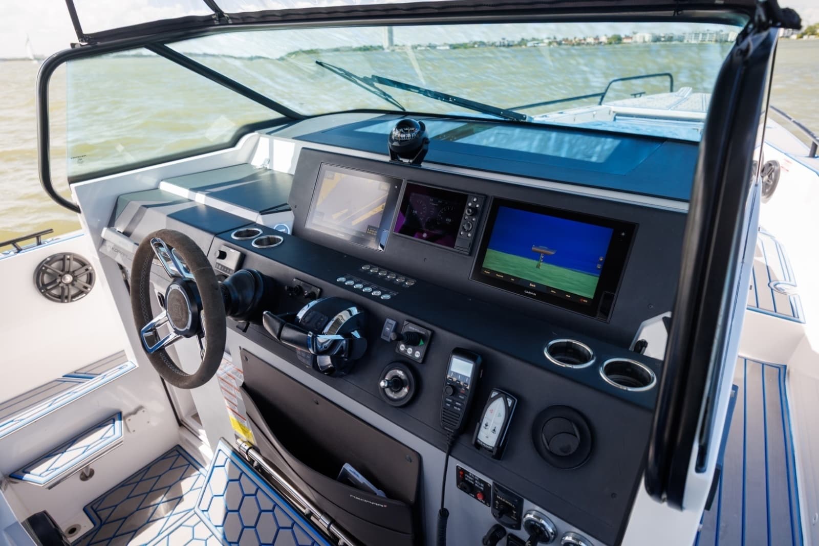 2019 Axopar 37 Sun Top - Photo 23
