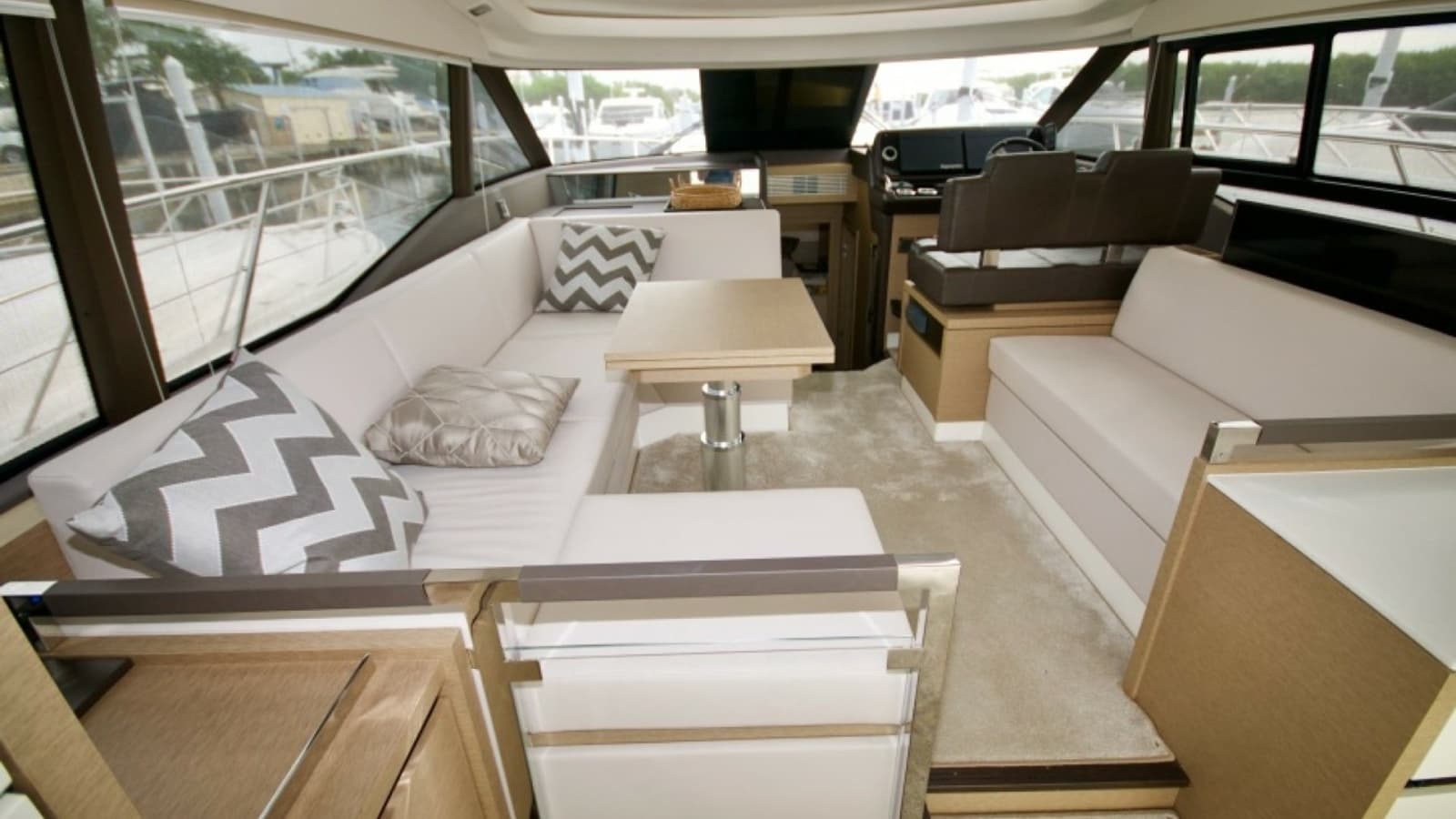 2018 Prestige 460 - Photo 5