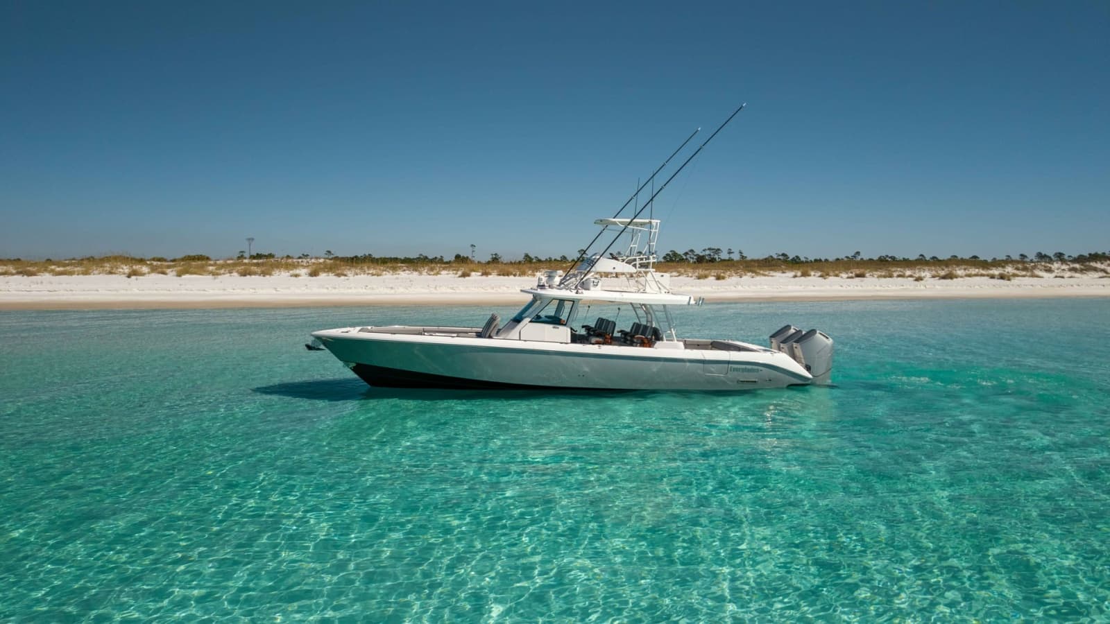 2024 Everglades 455 Center Console - Photo 42