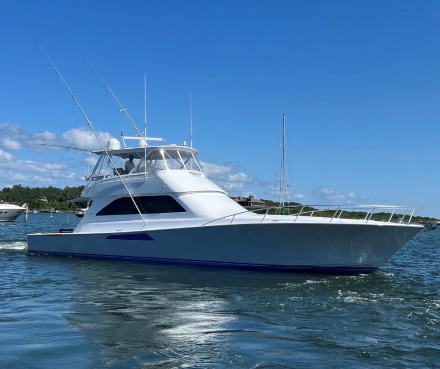 2005 Viking 61 Convertible - Photo 1
