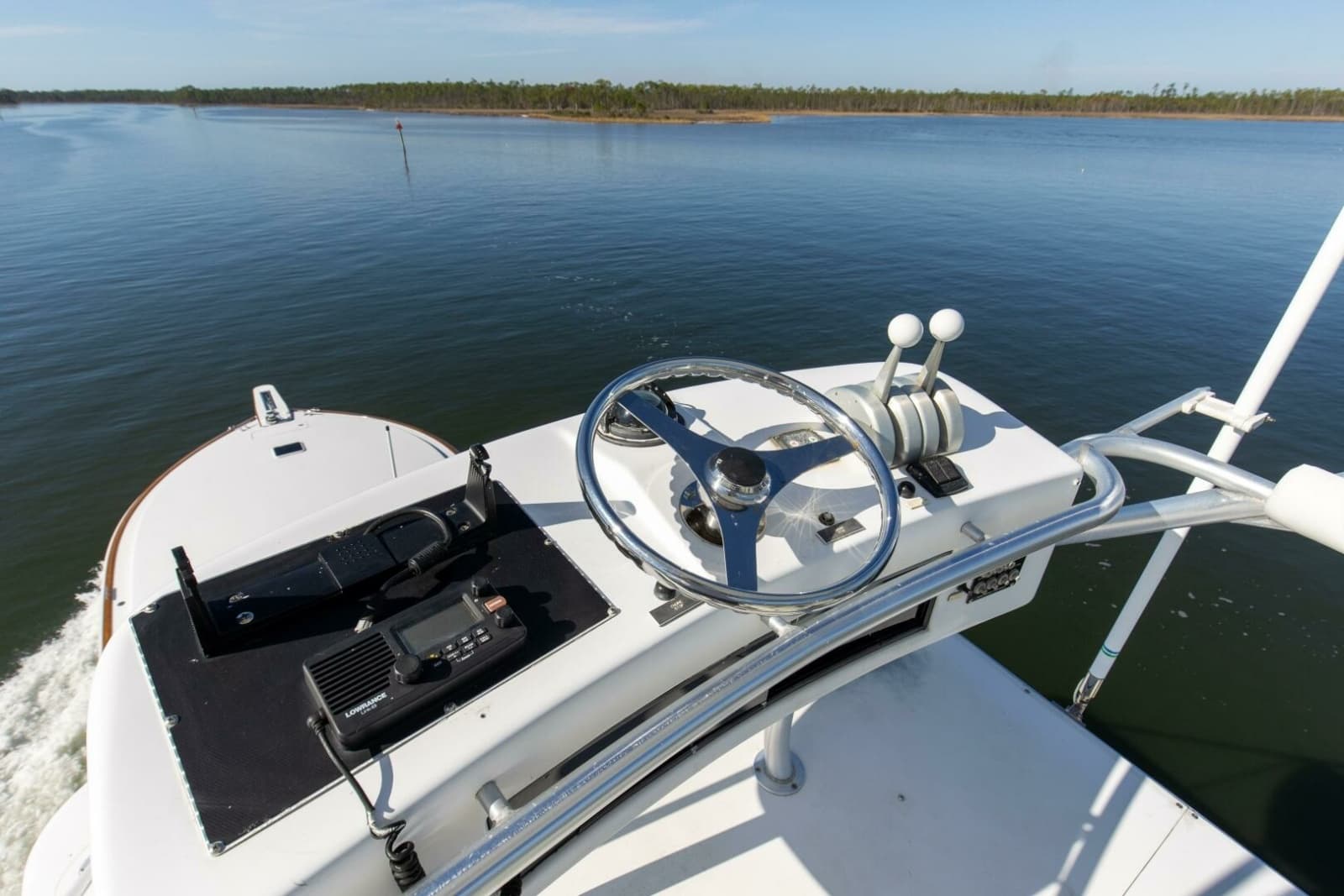 2001 Viking 65 Enclosed Bridge - Photo 63