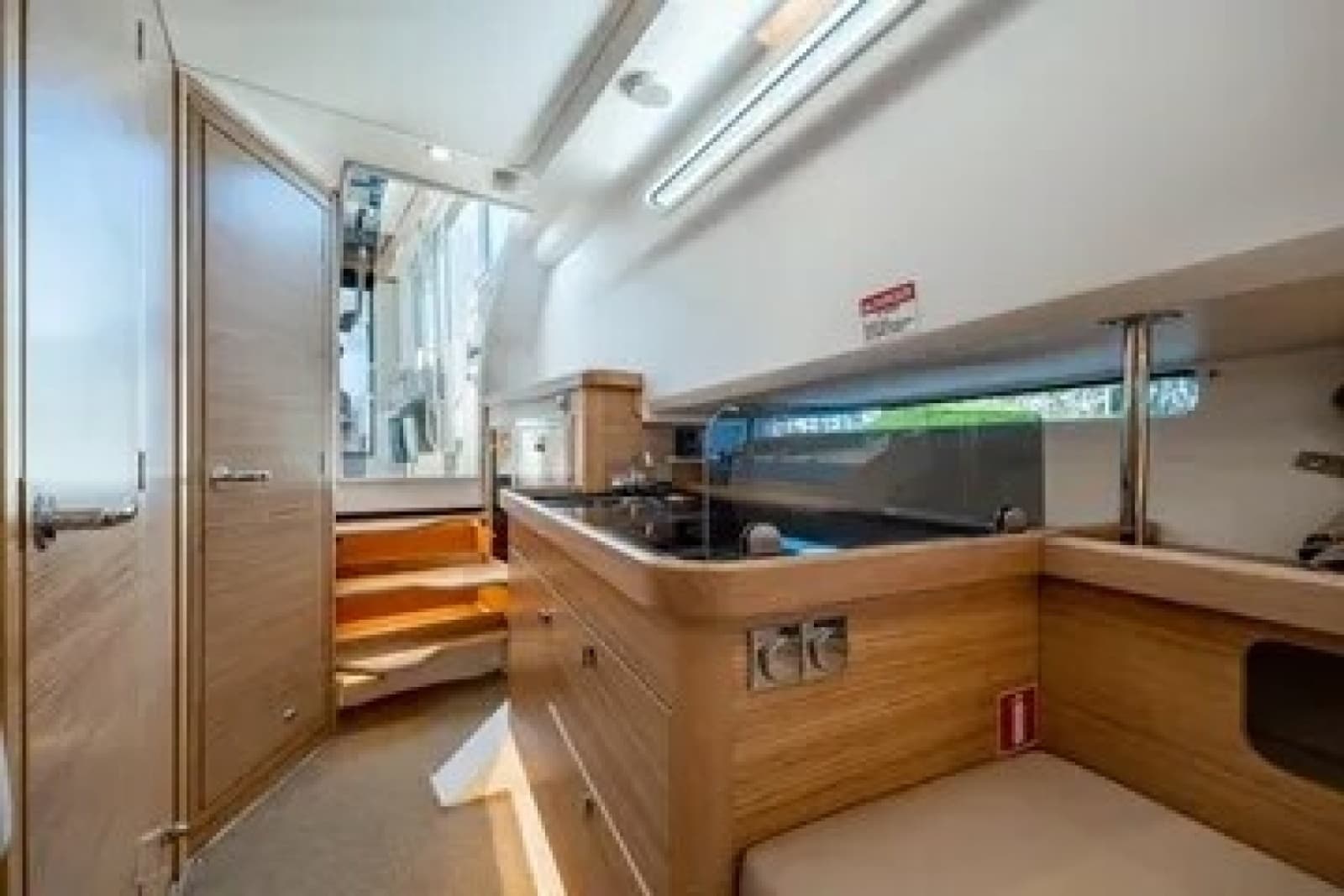 2023 Nimbus C11 - Photo 24